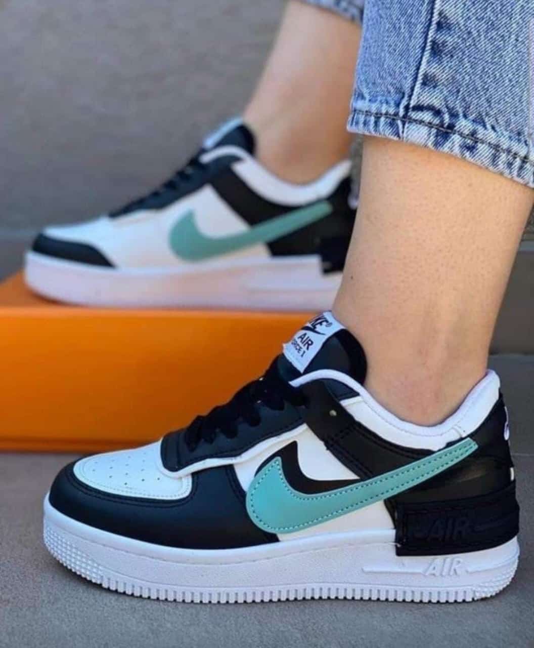 ⚡LADIES AIR FORCE 1, New arrivall⚡Ladies SNEAKERS 🔥HIGH QUALITIY ladies fashioned sneakers/girls airfoce fashion available in;all colours as at picture very cute looking 🥰 and admired🥰generic🥰