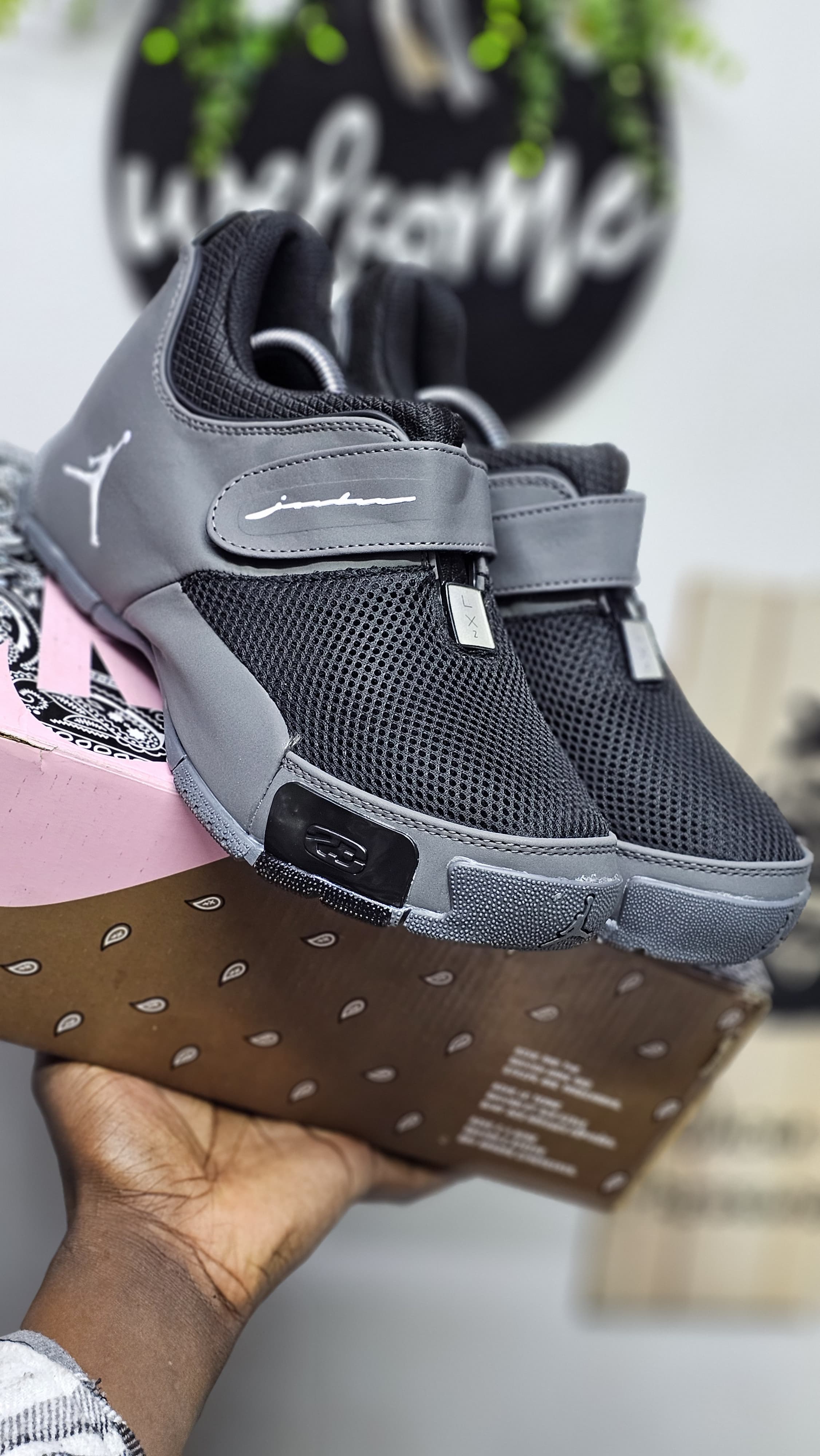 Latest new arrival LX GEN JORDAN⚡ high quality men's classic sneakers⚡💯 fashioned  men's unisex jordan sneakers❤‍🔥very cute bretherble  LX jordan sneakers⚡💯❤‍🔥