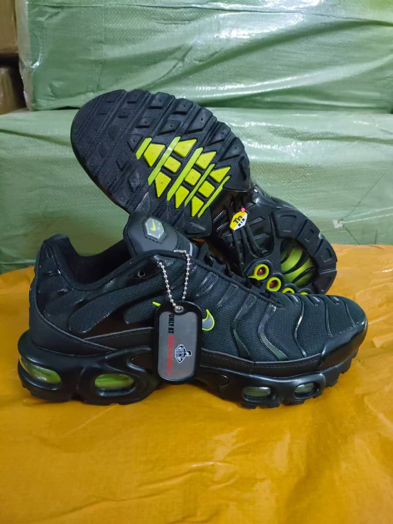 ⚡High Quality TN  men's fassioned  sneakers 💯 men's AIRMAX TN BREATHERBLE Original men's unisex classic  sneaker ❤‍🔥very cute classic sneakers for men⚡💯❤‍🔥