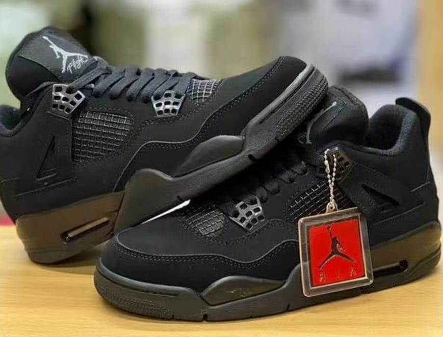 NEW ARRIVAL/ ORIGINAL JORDAN 4  UNISEX SNEAKERS 🔥🔥 UNISEX ⚡ FASSIONALBLE SNEAKERS❤‍🔥 HIGH QUALITY❤‍🔥 BRETHERBLE SNEAKERS WALK IN STYLE WITH ORIGINAL  JORDAN 4 UNISEX SNEAKERS⭐all colours