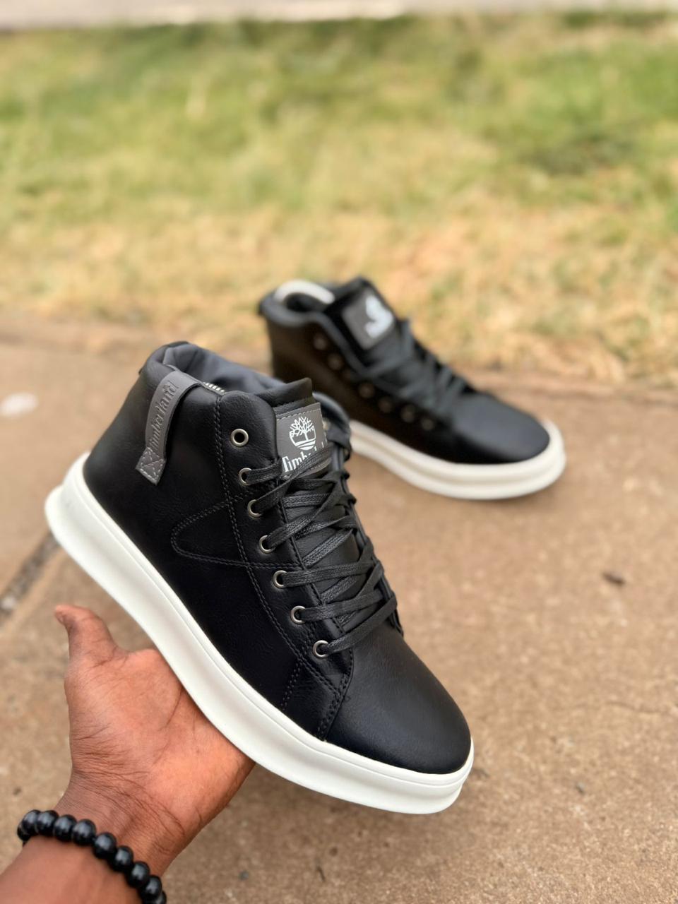 CHELSIE BOOTS⚡ Original/latest/Design Timberland⭐ high quality comouflange leather sneakers⚡ high quality mens fashion breathable and classic chelsie shoes marketed  men shoes⭐ very cute sneakers❤‍🔥