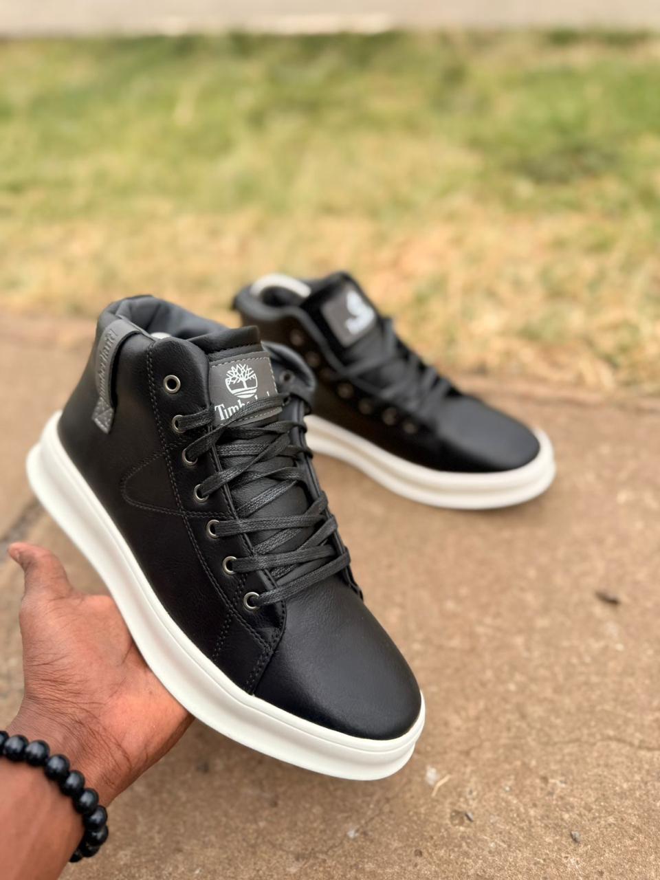 CHELSIE BOOTS⚡ Original/latest/Design Timberland⭐ high quality comouflange leather sneakers⚡ high quality mens fashion breathable and classic chelsie shoes marketed  men shoes⭐ very cute sneakers❤‍🔥