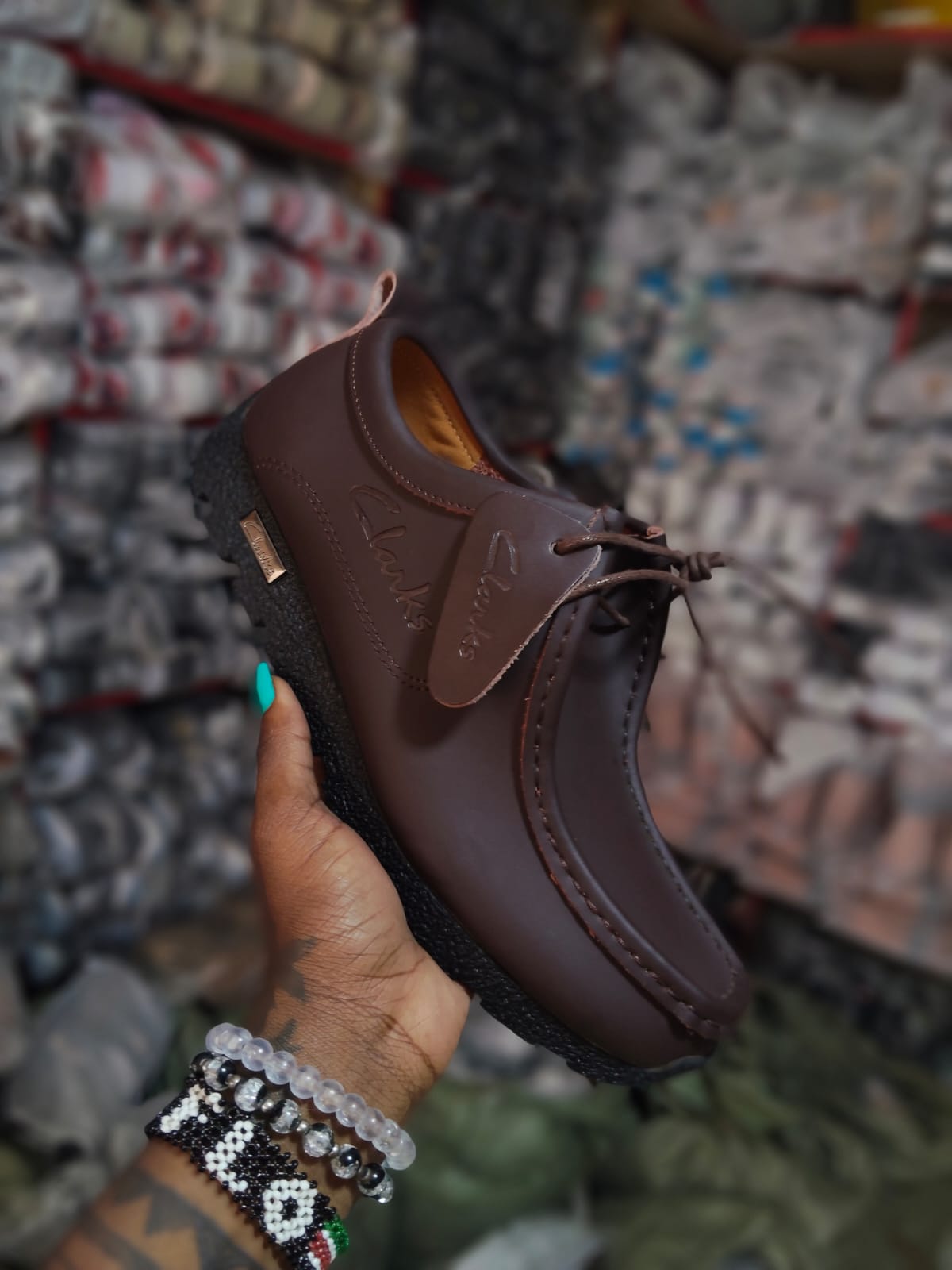 ⚡WALLABES CLARKS ⚡ORIGINAL/ NEW ARRIVAL/LATEST 🔥 HIGH Quality MEN'S sneakers ,All season wearing men/Gentle men fashioned sneakers🥰 Very elegant sneaker availble in all colours cute🥰😘⚡