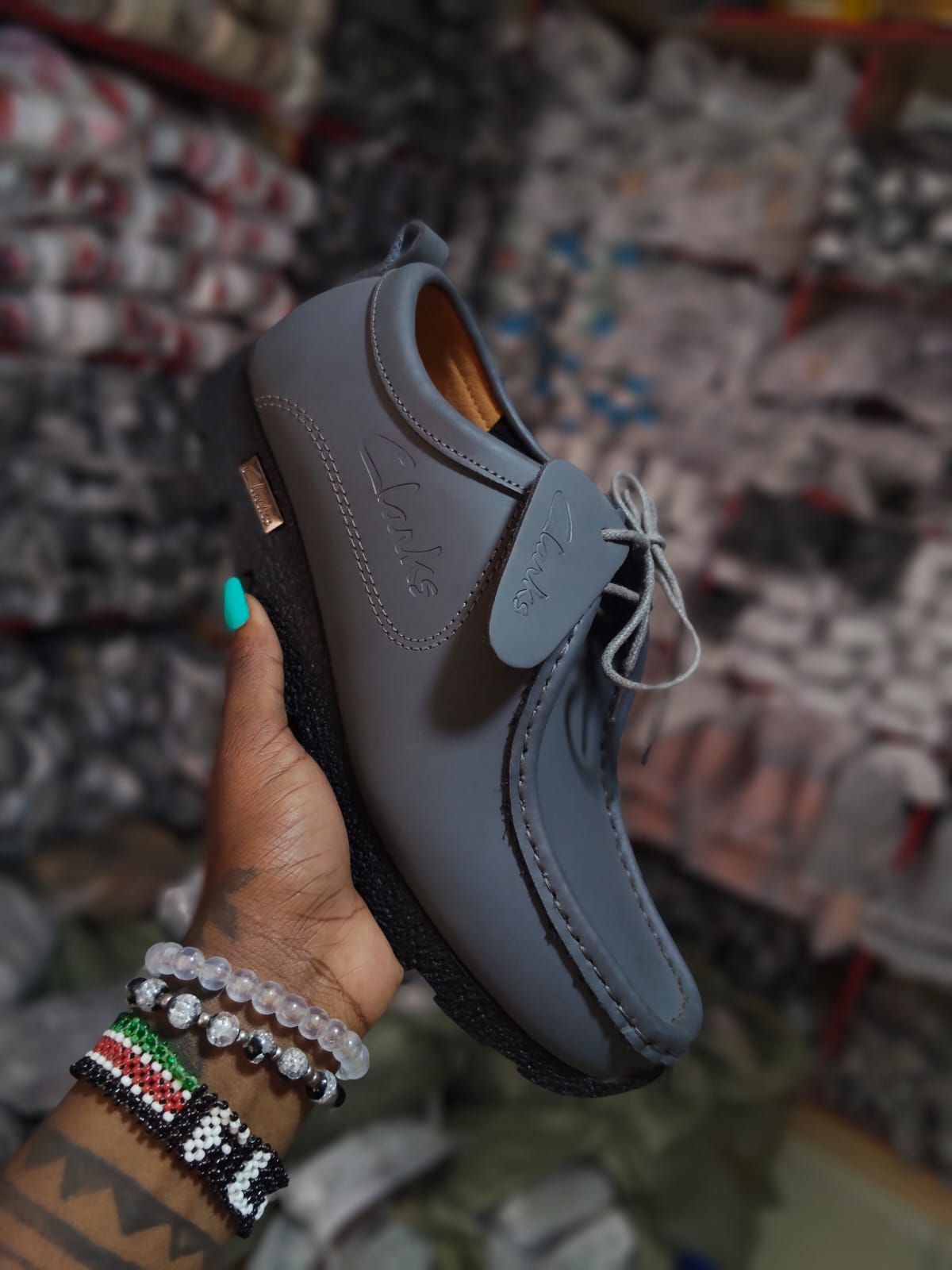 ⚡WALLABES CLARKS ⚡ORIGINAL/ NEW ARRIVAL/LATEST 🔥 HIGH Quality MEN'S sneakers ,All season wearing men/Gentle men fashioned sneakers🥰 Very elegant sneaker availble in all colours cute🥰😘⚡