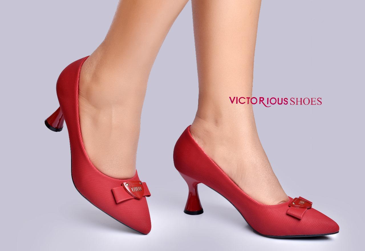 ⚡VICTORIOUS SHOES ⚡ORIGINAL/ NEW ARRIVAL/LATEST WOMEN HEEL🔥 High quality classic women heels affodable suend heels🥰 Mid high heels making them comfortable for walking in all places🥰very cute😘⚡