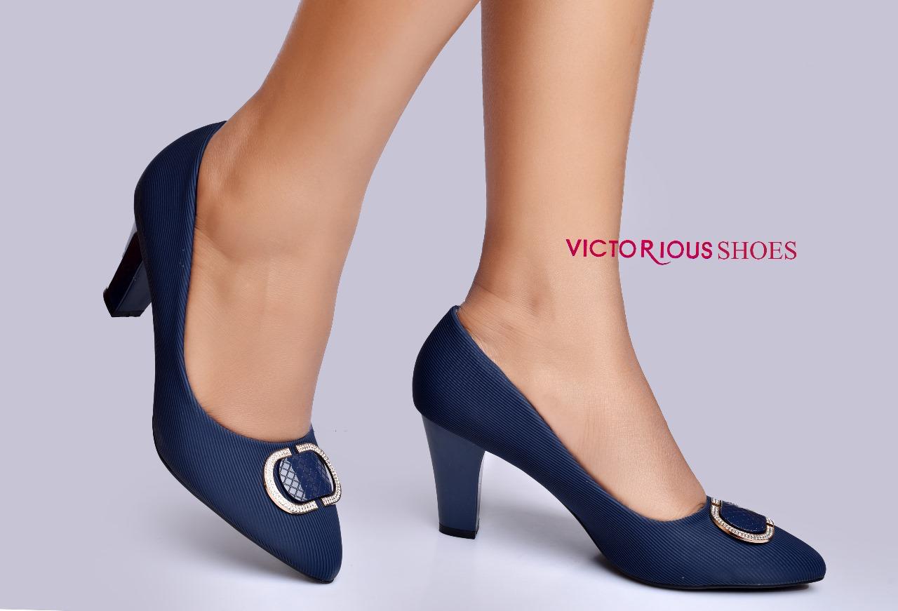 ⚡VICTORIOUS BLOCK SHOES ⚡ORIGINAL/ NEW ARRIVAL/LATEST WOMEN HEEL🔥High quality classic women heels affordable  heels🥰 Mid high heels making them comfortable for walking in all places🥰very cute😘⚡
