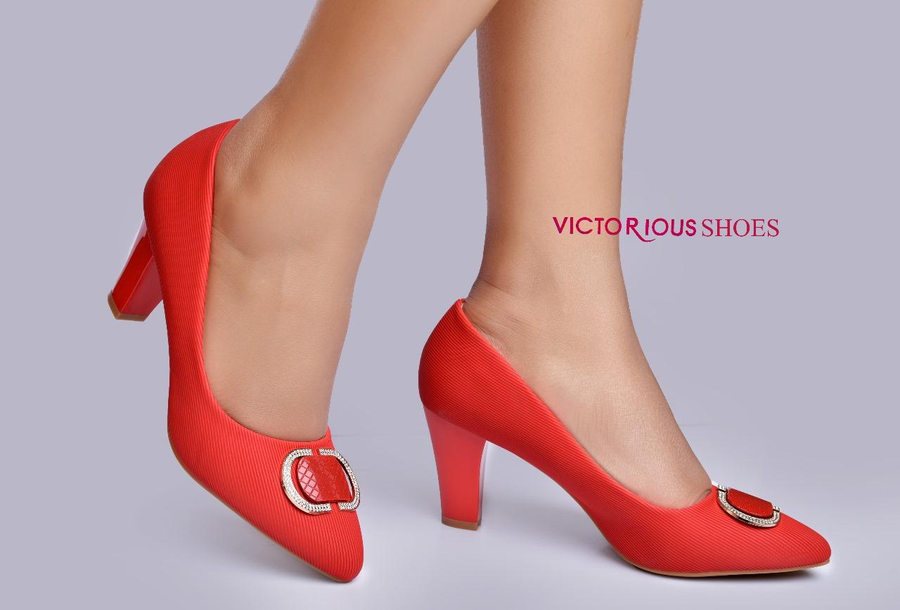 ⚡VICTORIOUS BLOCK SHOES ⚡ORIGINAL/ NEW ARRIVAL/LATEST WOMEN HEEL🔥High quality classic women heels affordable  heels🥰 Mid high heels making them comfortable for walking in all places🥰very cute😘⚡
