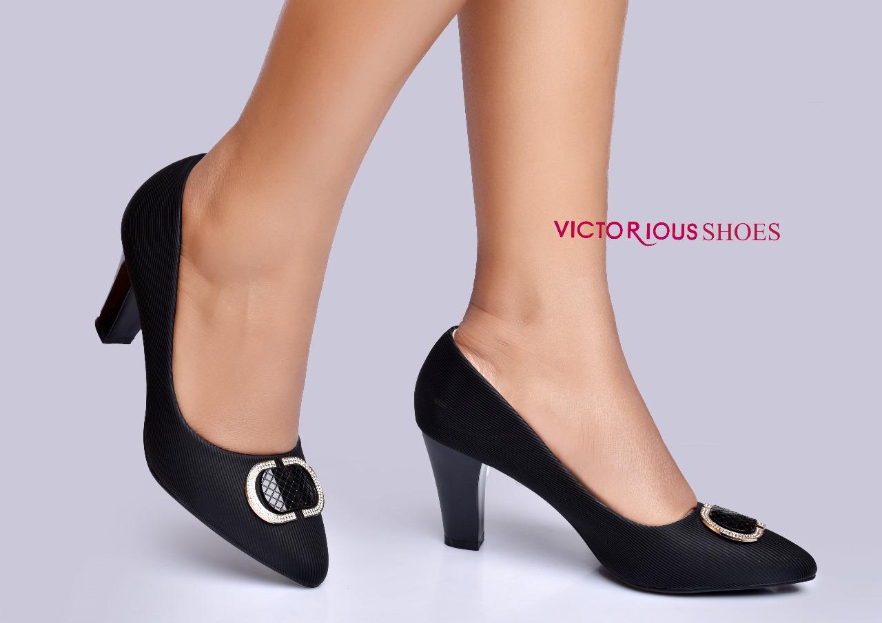 ⚡VICTORIOUS BLOCK SHOES ⚡ORIGINAL/ NEW ARRIVAL/LATEST WOMEN HEEL🔥High quality classic women heels affordable  heels🥰 Mid high heels making them comfortable for walking in all places🥰very cute😘⚡