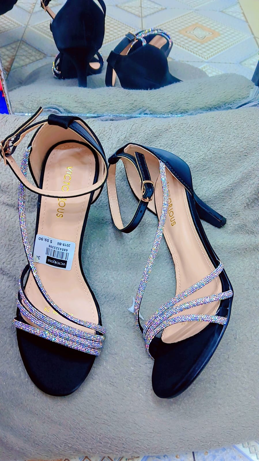 ⚡VICTORIOUS BLOCK SHOES ⚡ORIGINAL/ NEW ARRIVAL/LATEST WOMEN HEEL🔥High quality classic women heels affordable  heels🥰 Mid high heels making them comfortable for walking in all places🥰very cute😘⚡