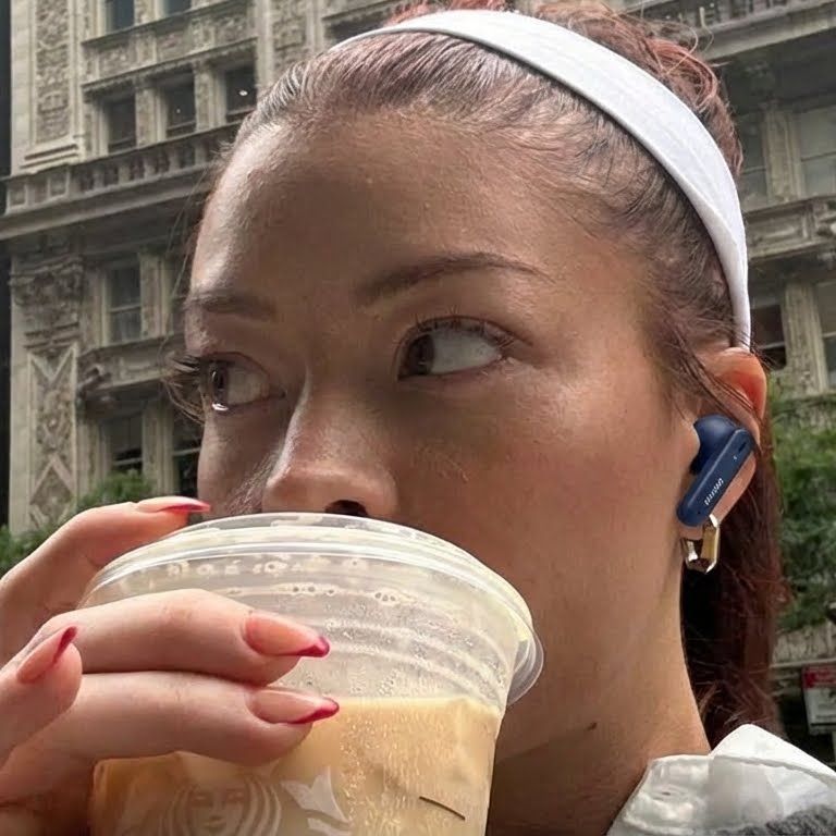 Amaya TK 05 Wireless sport Earbuds Earpods for outdoors ,sport , with intelligent noise canceling for crowded areas and noisy places ensuring focus with quality sound