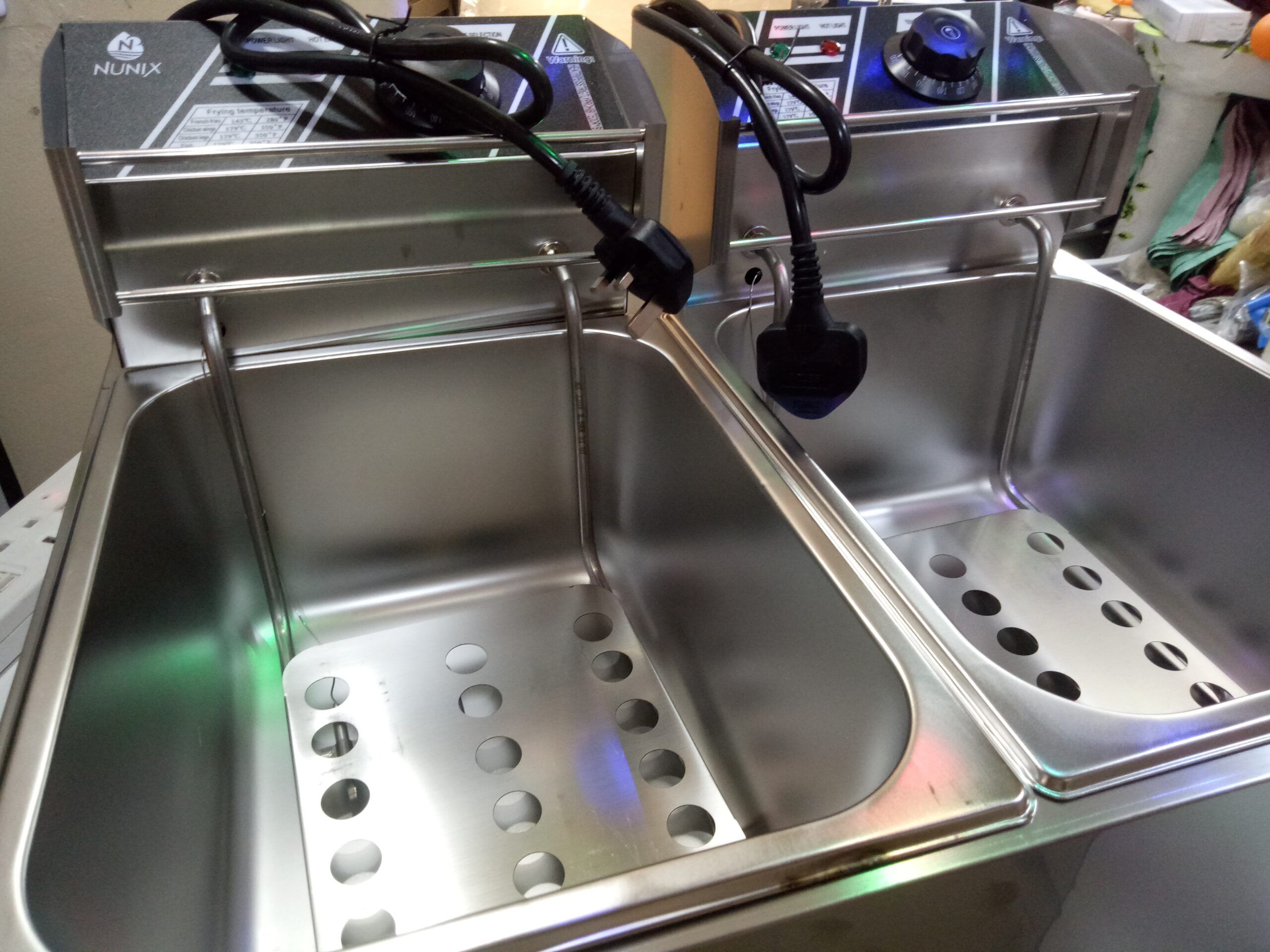 Commercial 12Ltr (6+6Ltrs) Chamber Electric Chips/Chicken Deep fryer