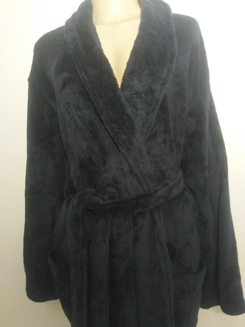 Soft Fleece Cotton Fashion Luxury UNISEX Bathrobe With Long Shawl Collar Flush Robe Bathroom Accessory With Detachable Outer Belt Hanging Loop Soft Touch Sexy V-neck used for Bathing Spa or Hotel