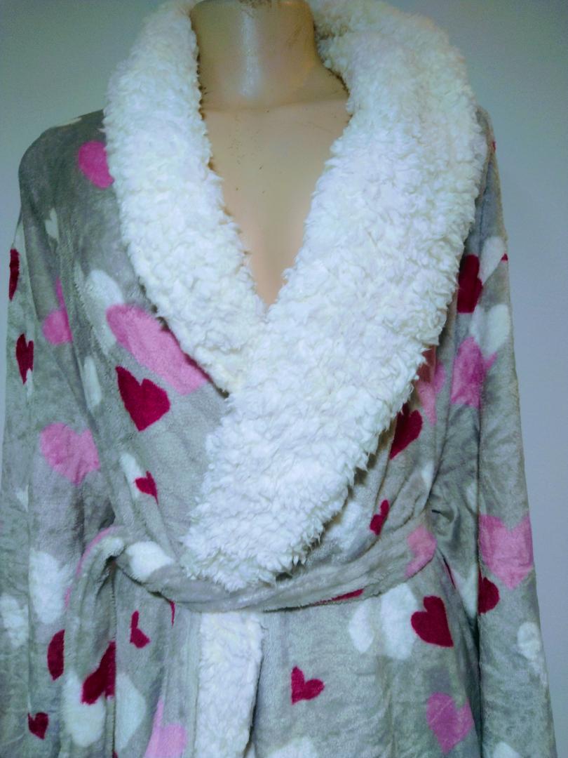 Soft Fleece Cotton Fashion Luxury UNISEX Bathrobe With Long Shawl Collar Flush Robe Bathroom Accessory With Detachable Outer Belt Hanging Loop Soft Touch Sexy V-neck used for Bathing Spa or Hotel