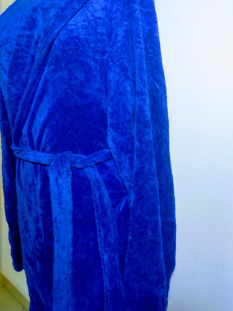 Soft Fleece Cotton Fashion Luxury UNISEX Bathrobe With Long Shawl Collar Flush Robe Bathroom Accessory With Detachable Outer Belt Hanging Loop Touch Sexy V-neck used for Bathing Spa or Hotel