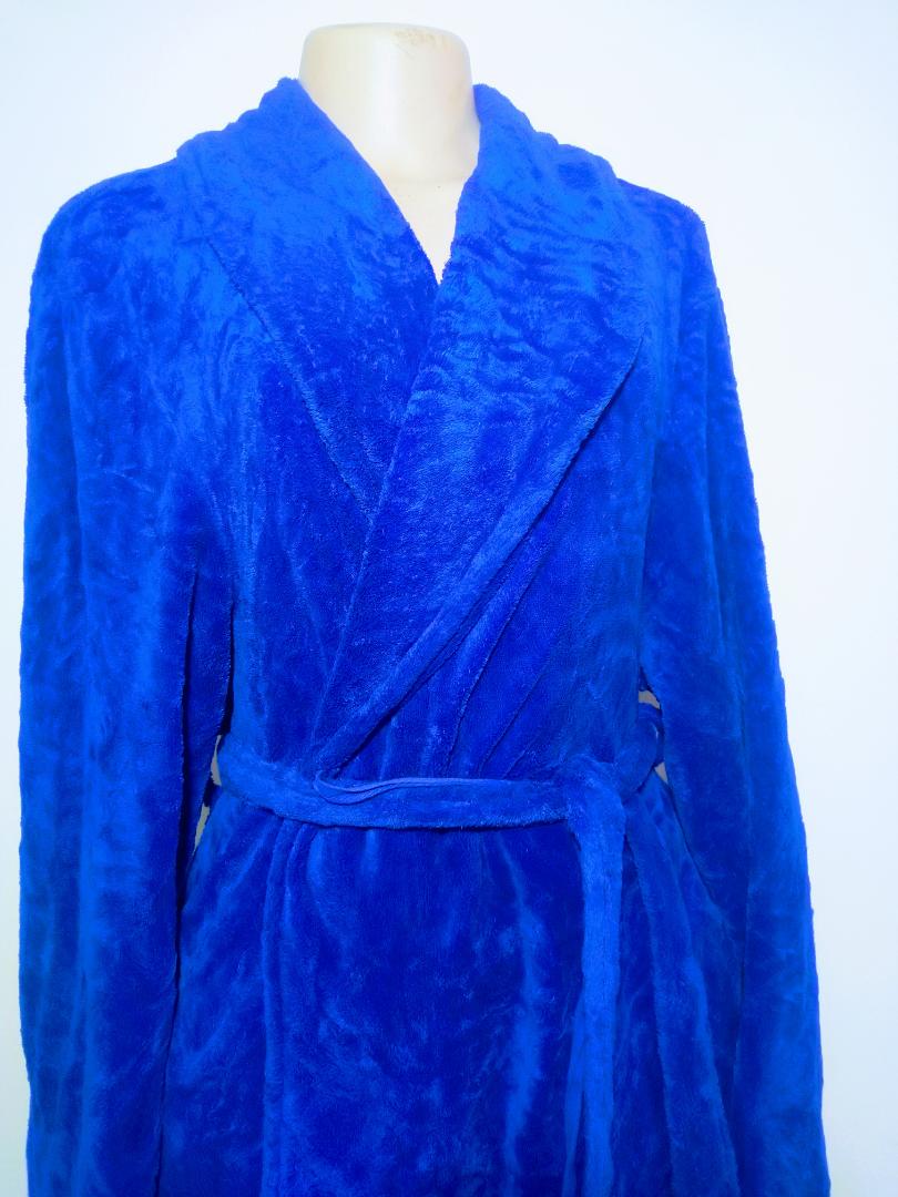 Soft Fleece Cotton Fashion Luxury UNISEX Bathrobe With Long Shawl Collar Flush Robe Bathroom Accessory With Detachable Outer Belt Hanging Loop Touch Sexy V-neck used for Bathing Spa or Hotel