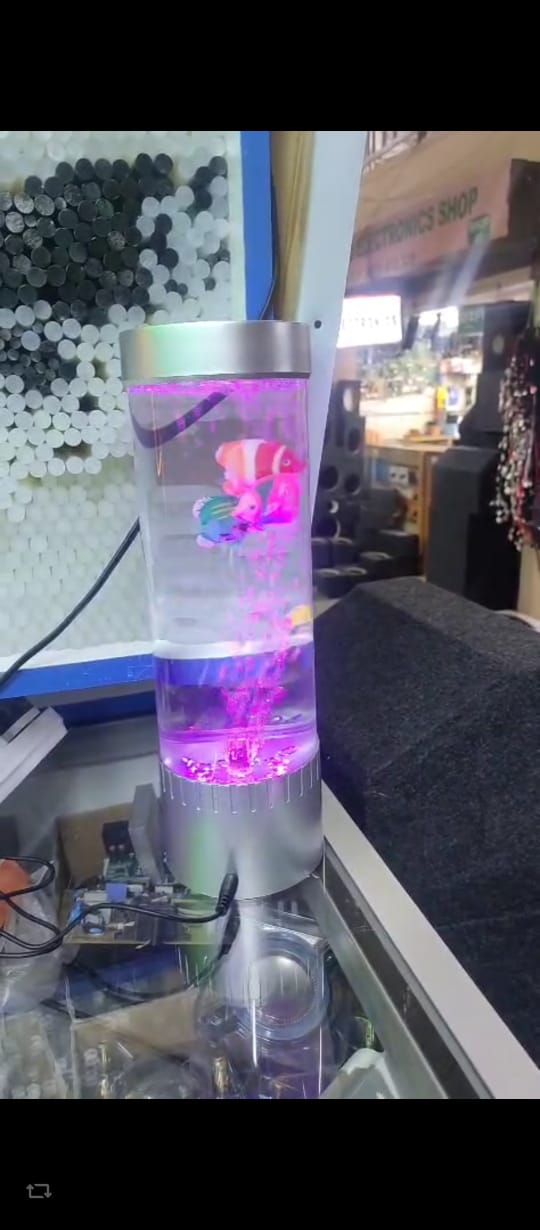 LED Bubble Fish Lamp decor 2.5 liters capacity Multi Color Changing Aquarium Night Light, Desk Decoration For Office Bedroom Living Room, Exclude Battery