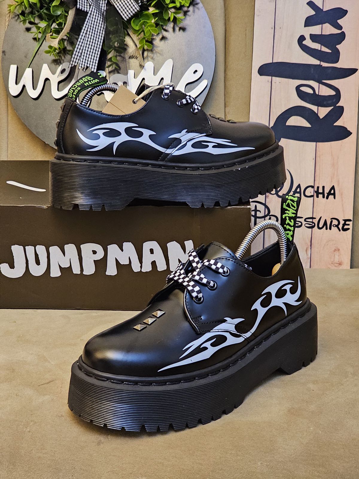 🔥 Original Leather Dr Marten 1461 black patent leather-style lace-up shoes with a thick, (Dr Martin)lugged sole and a metallic embellishment on the vamp.  very comfortable and classy official cassual