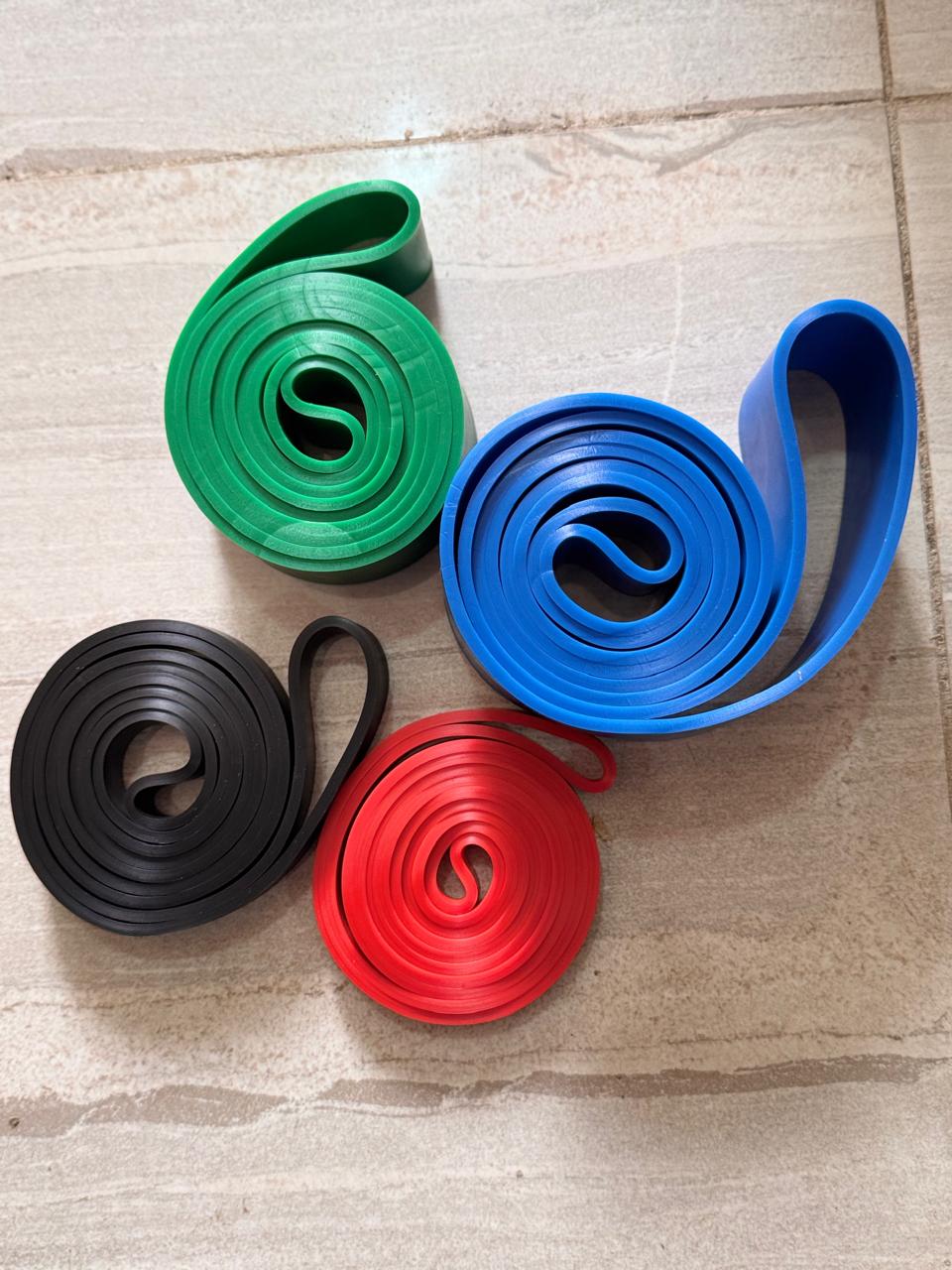 4PCS Resistance Loop Bands – Natural Latex, Skin-Friendly, 4 Levels of Resistance, Ideal for Home Workouts, Physical Therapy, and Gym Training