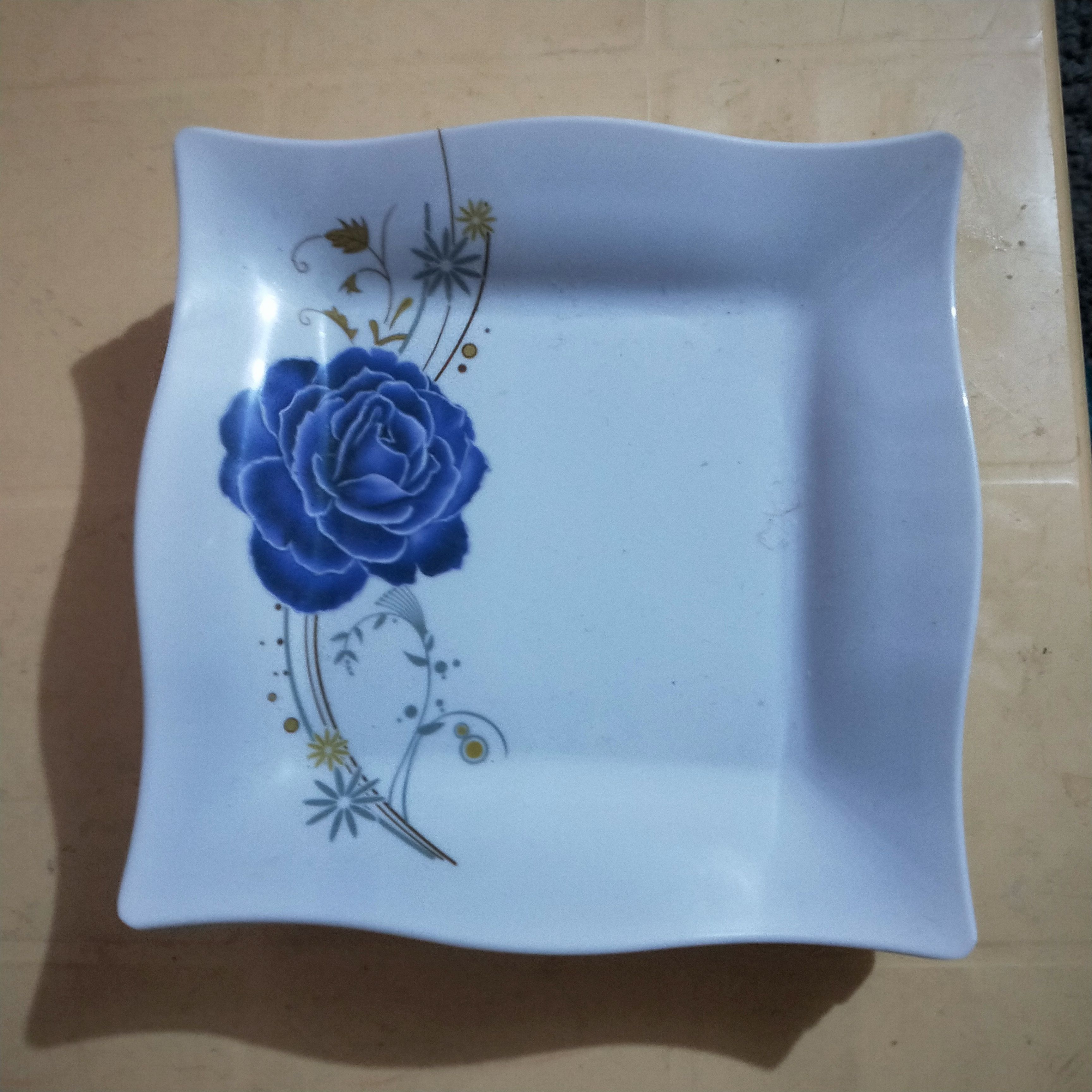 (CLEARANCE SALE) 6pcs OasisSquare Melamine Plates Dinner Set. We brings you this perfect dinner plate for your modern Kitchen