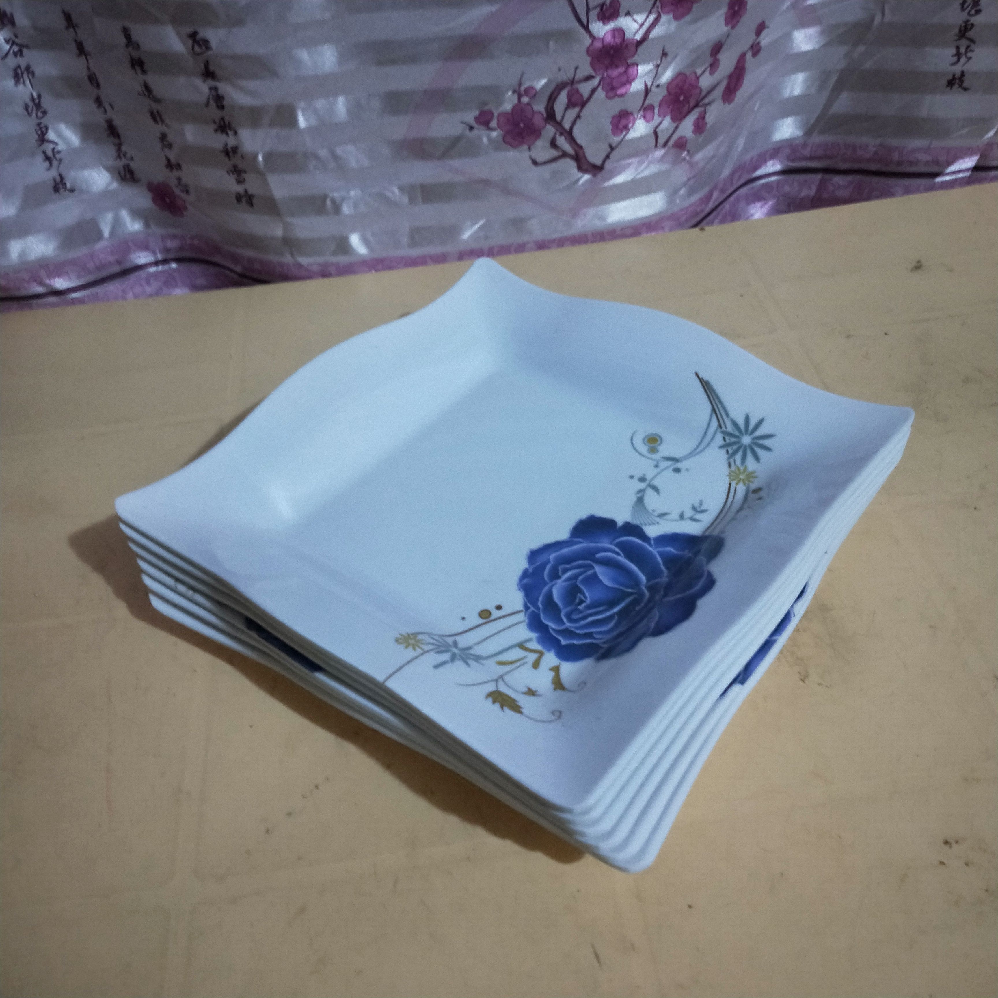 (CLEARANCE SALE) 6pcs OasisSquare Melamine Plates Dinner Set. We brings you this perfect dinner plate for your modern Kitchen