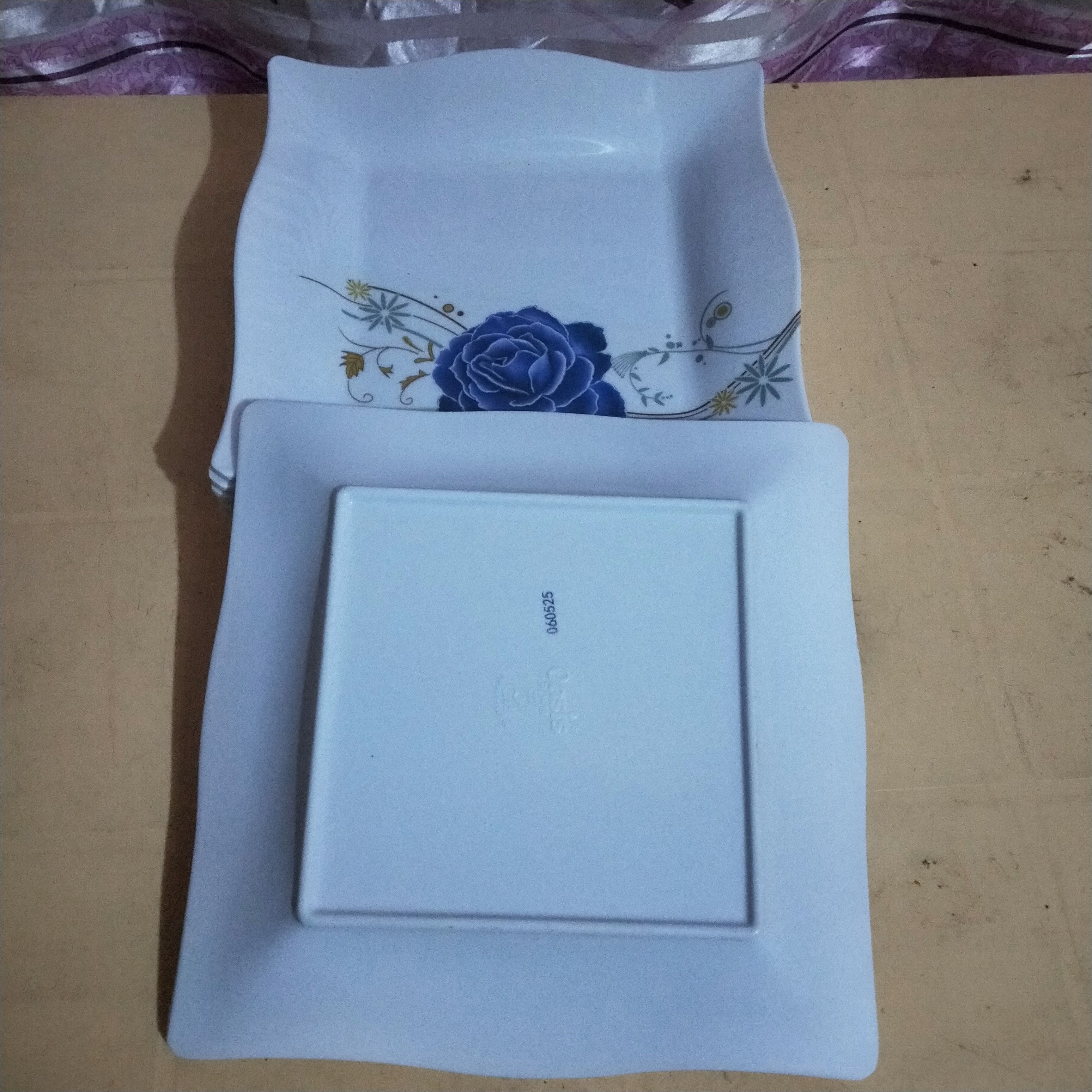 (CLEARANCE SALE) 6pcs OasisSquare Melamine Plates Dinner Set. We brings you this perfect dinner plate for your modern Kitchen