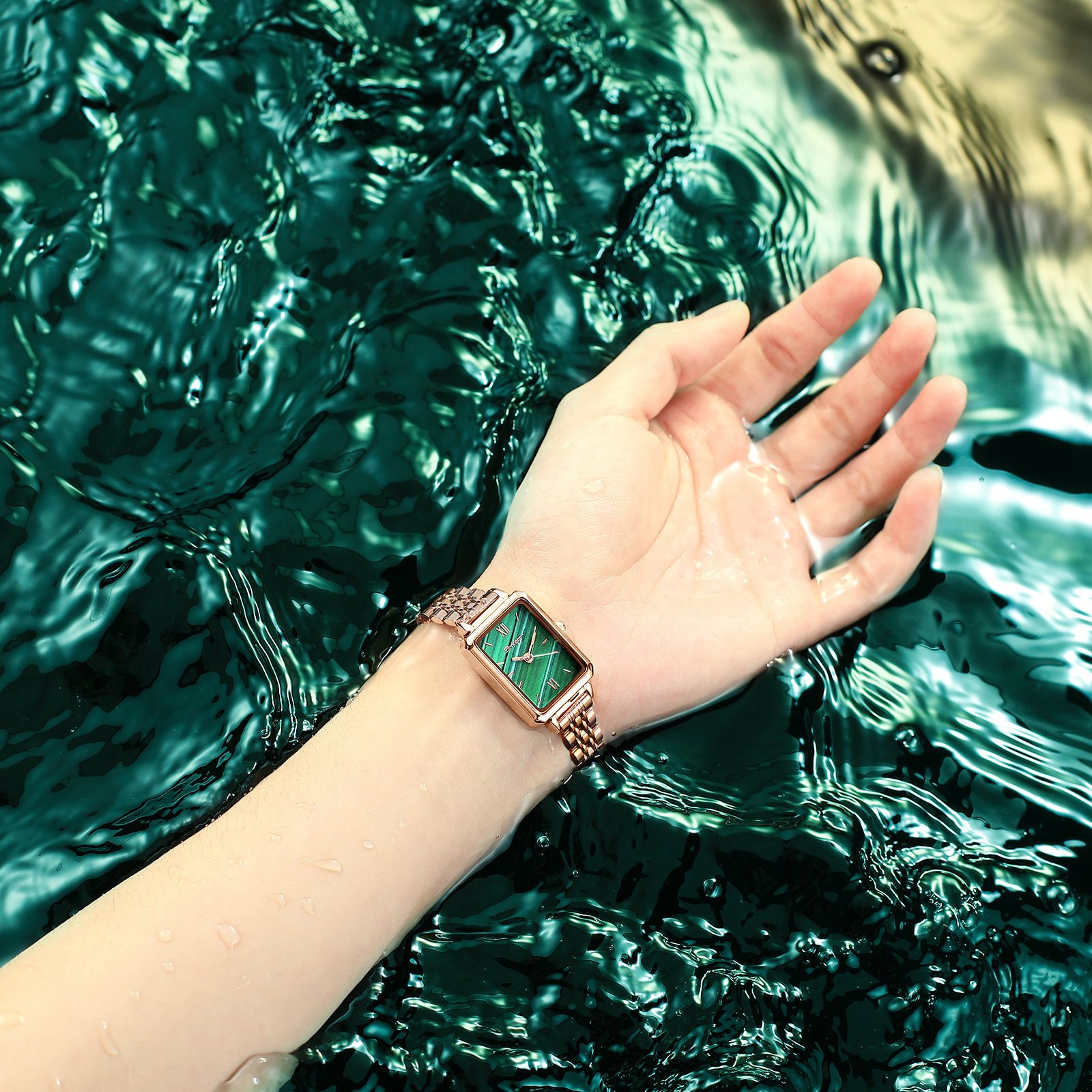 POEDAGAR Official Certified Product 2025 New Girl's/Women’s waterproof Peacock green quartz steel strap wristwatch