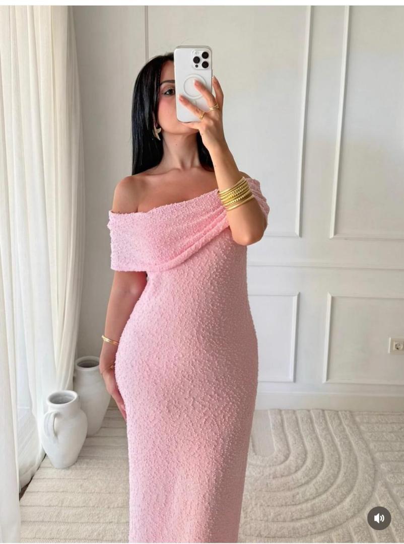 Elegant Off-Shoulder White Maxi Dress for Women – Long Sleeve Slim Fit Gown with Draped Neckline, Shimmer Detailing, and Floor-Length Hem – Perfect for Parties, Weddings, Evenings & Special Events