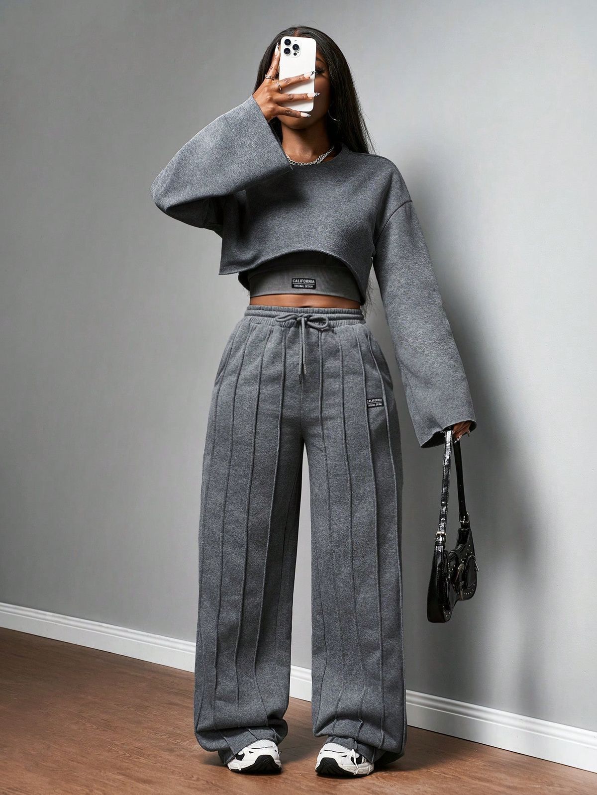 Women’s 2 Piece Lounge Set Casual Crop Top and High Waist Wide Leg Pants Outfit Long Sleeve Fashion Tracksuit Soft Comfortable Streetwear Matching Set for Daily Wear Travel Workout Stylish Outfit