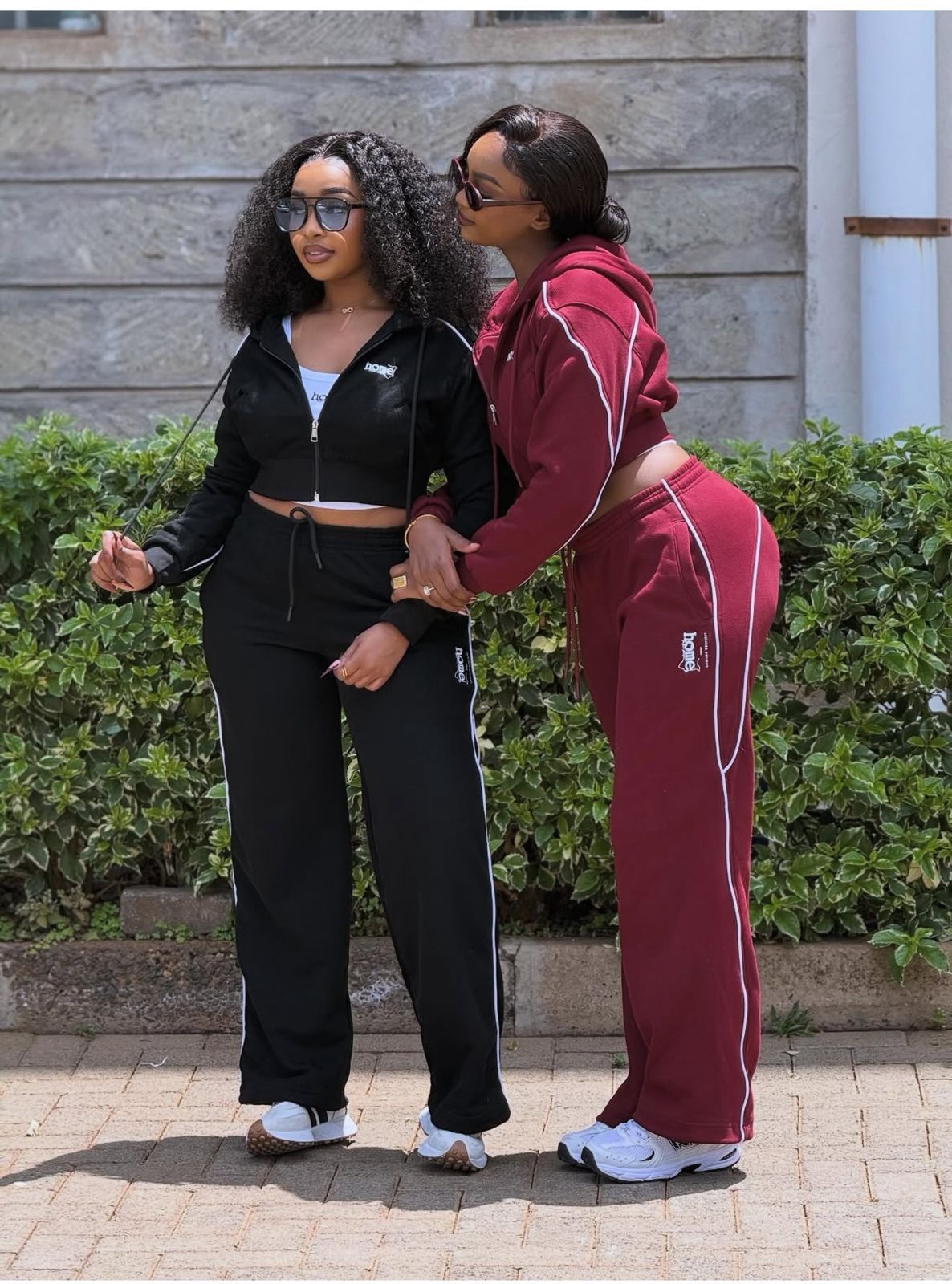 Women’s Trendy Two Piece Tracksuit Set Cropped Zip Up Hoodie and High Waist Wide Leg Pants Sporty Casual Outfit Comfortable Streetwear Matching Set for Gym Travel Daily Wear Stylish Activewear