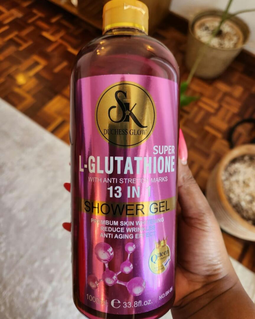 Super L-GLUTATHIONE 13-in-1 Whitening Shower Gel – Anti-Stretchmarks, Glowing & Smooth Skin, 1000ml