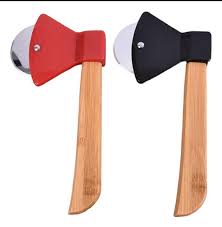 🍕Creative Axe-Style Stainless Steel Pizza Cutter – Fun & Functional Pizza Slicer with Wooden Handle 🔪🪓