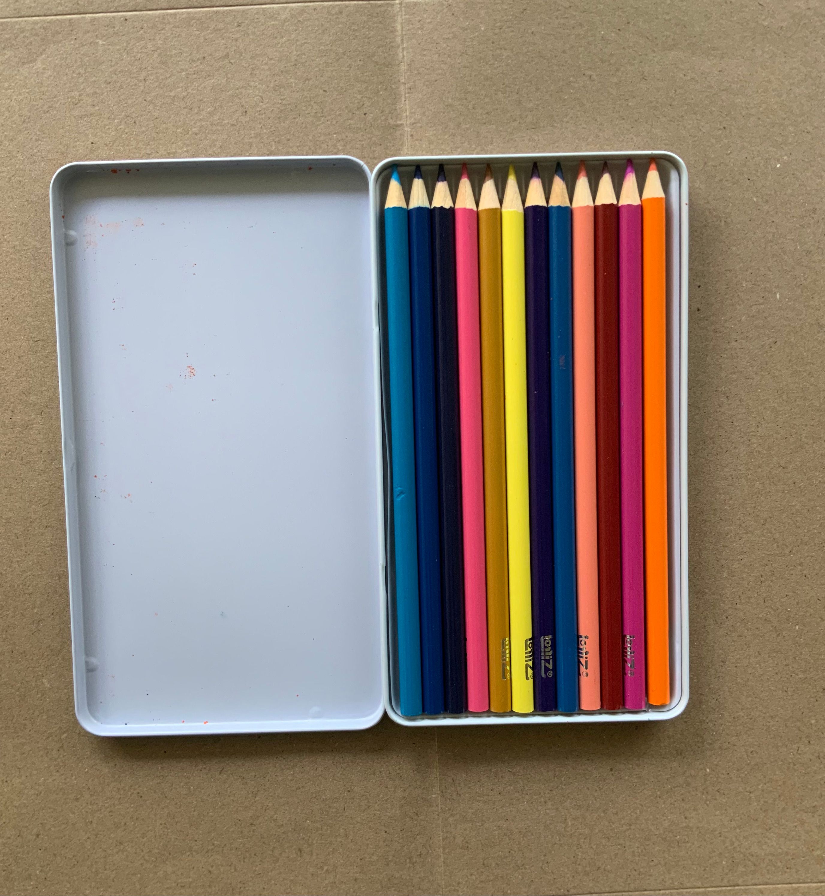 12-Color Premium Colored Pencil Set with Metal Tin Case – Vibrant Art Supplies for Students & Artists. SketchSet