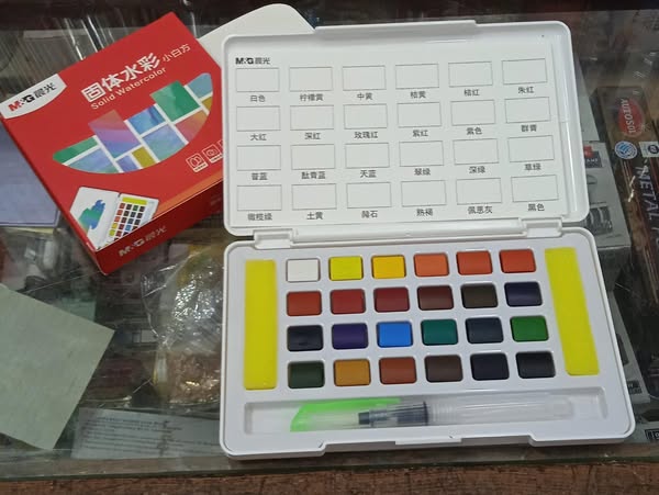 Solid Watercolor Paint Set with Brush Pen – 12/18/24/36 Colors – Portable Watercolour Kit for Artists, Students, and Beginners