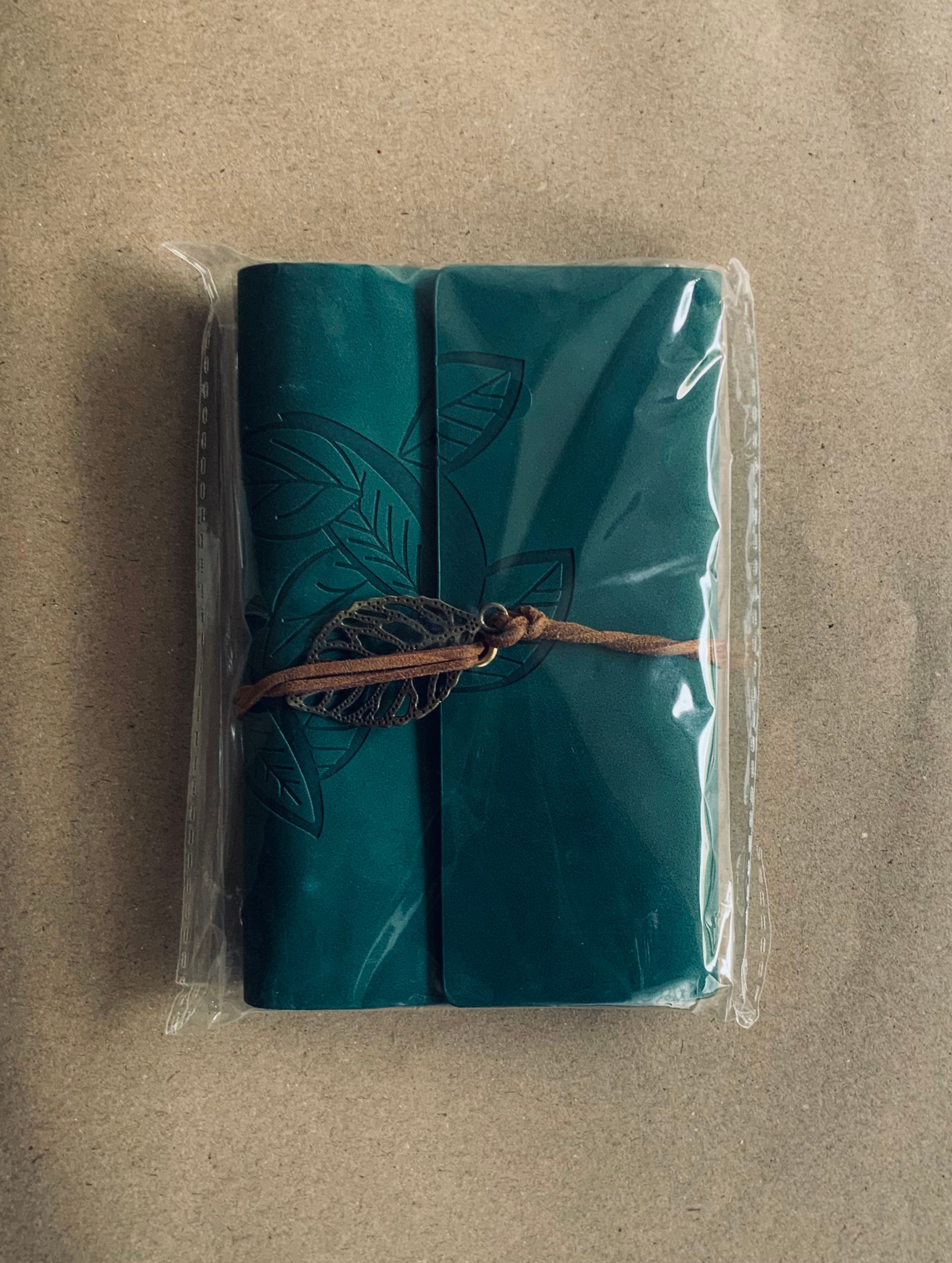 Vintage Leaf Charm PU Leather Notebook. A5/A6 Diary, Journal Memo