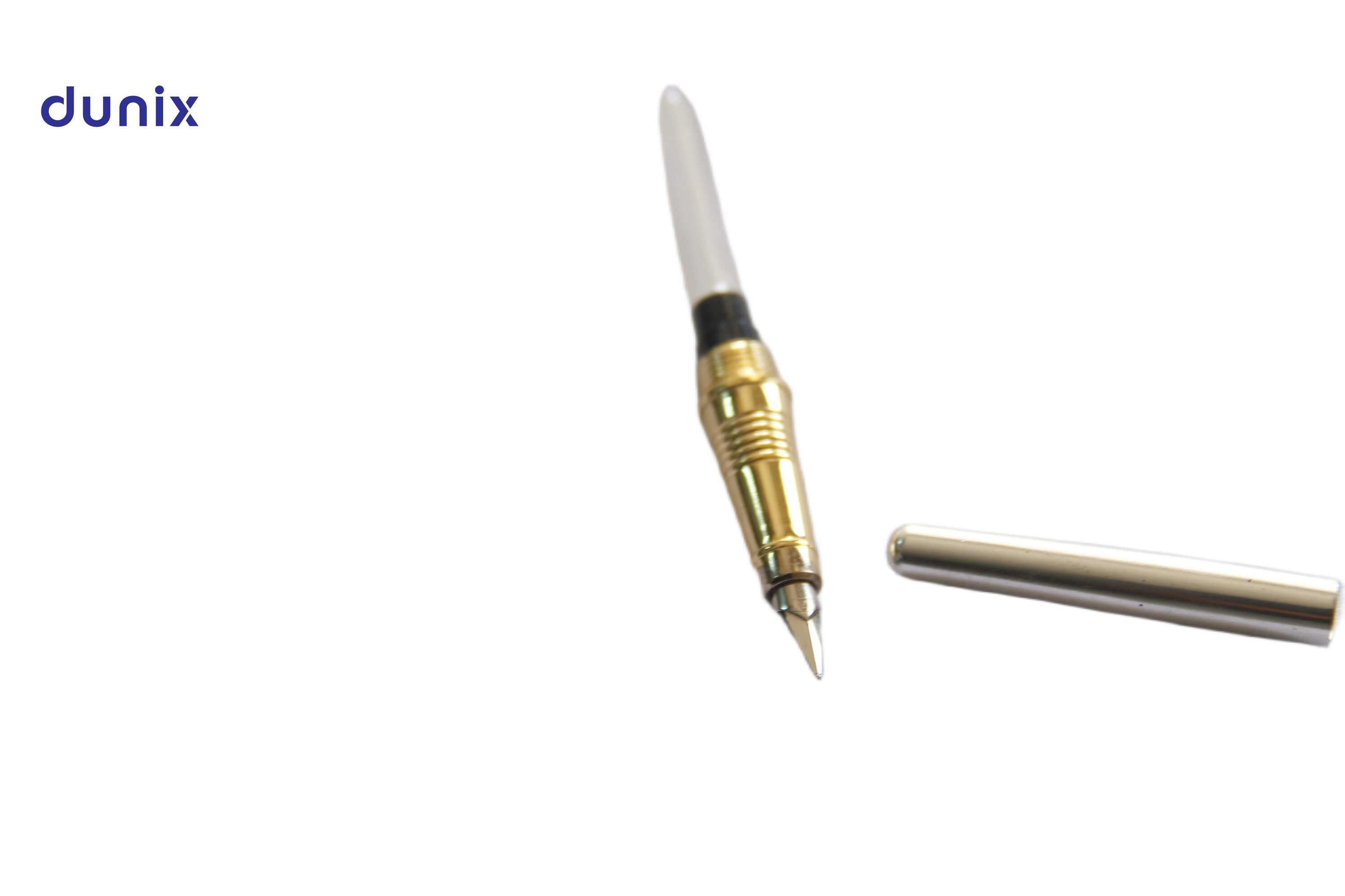 Dunix Fountain Calligraphy Pen – Luxury Metal Fountain Pen – Smooth Ink Writing Pen – Executive Gift Pen