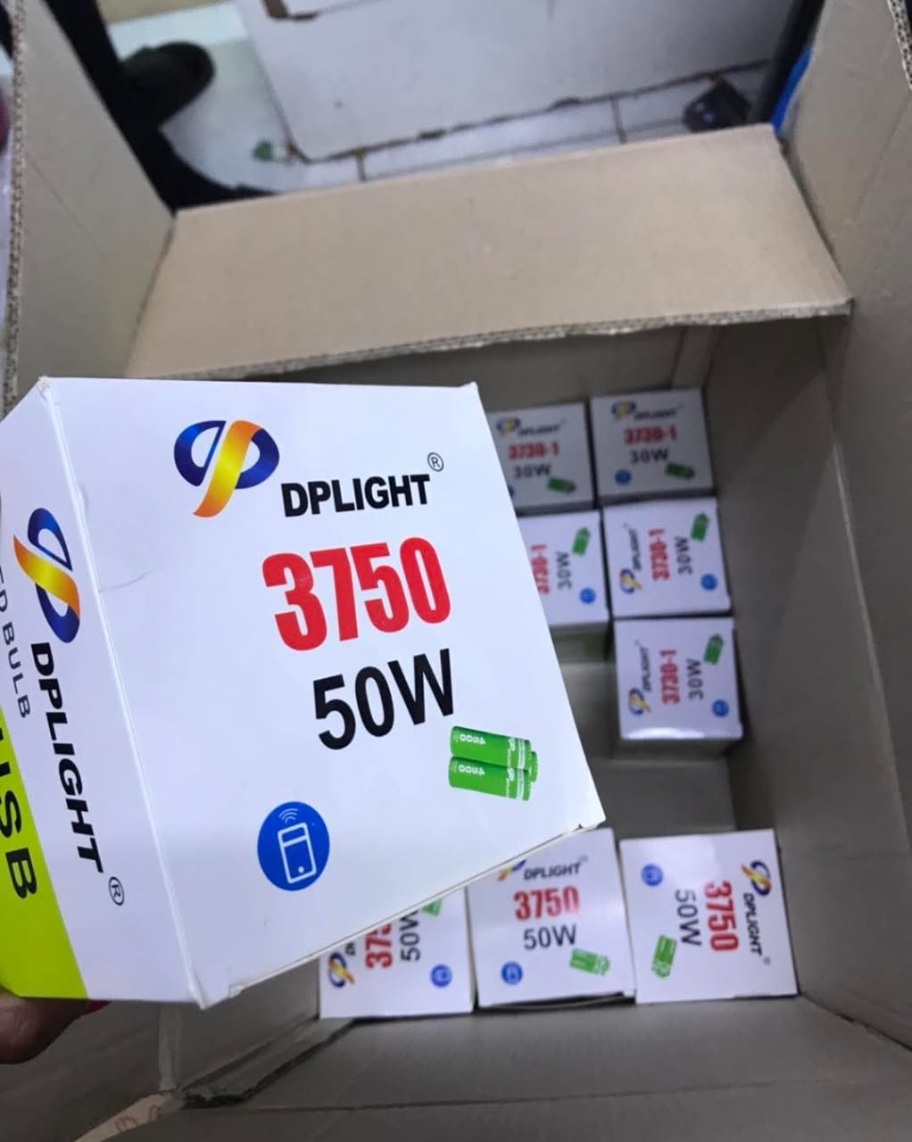Dp Rechargeable Energy Saving LED Bulb 20w/30w/40w/50w Intelligent Bulb Energy saving bulb Emergency Bulbs holds power even when no electricity