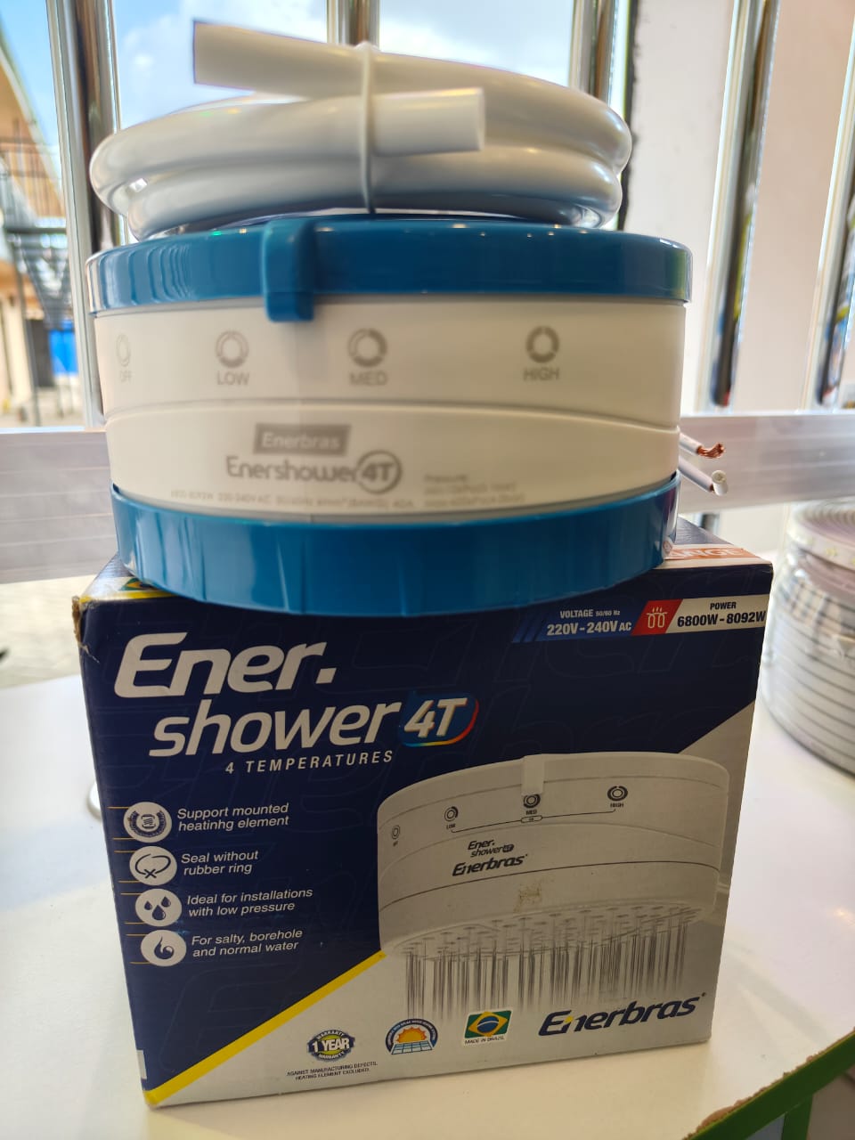 Ener Instant Shower. Shower Head. Enerbras Enershower 4T Heater. Mounted Heatinng Element. Seal Without Rubber Ring. Installation with Low Pressure for Salty, Normal and Borehole water