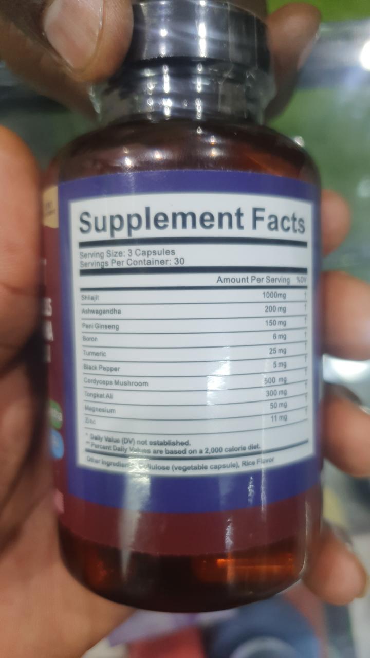 Pure Shilajit Himalayan10,000mg, Ashwagandha 2000MG, Cordyceps Mushroom 500MG, Panax Ginseng 1500MG, Tongkat Ali 300mg, Boron 6mg, Turmeric 25mg, Black Pepper 5mg, Magnesium 50mg, Zinc 11mg. view 7