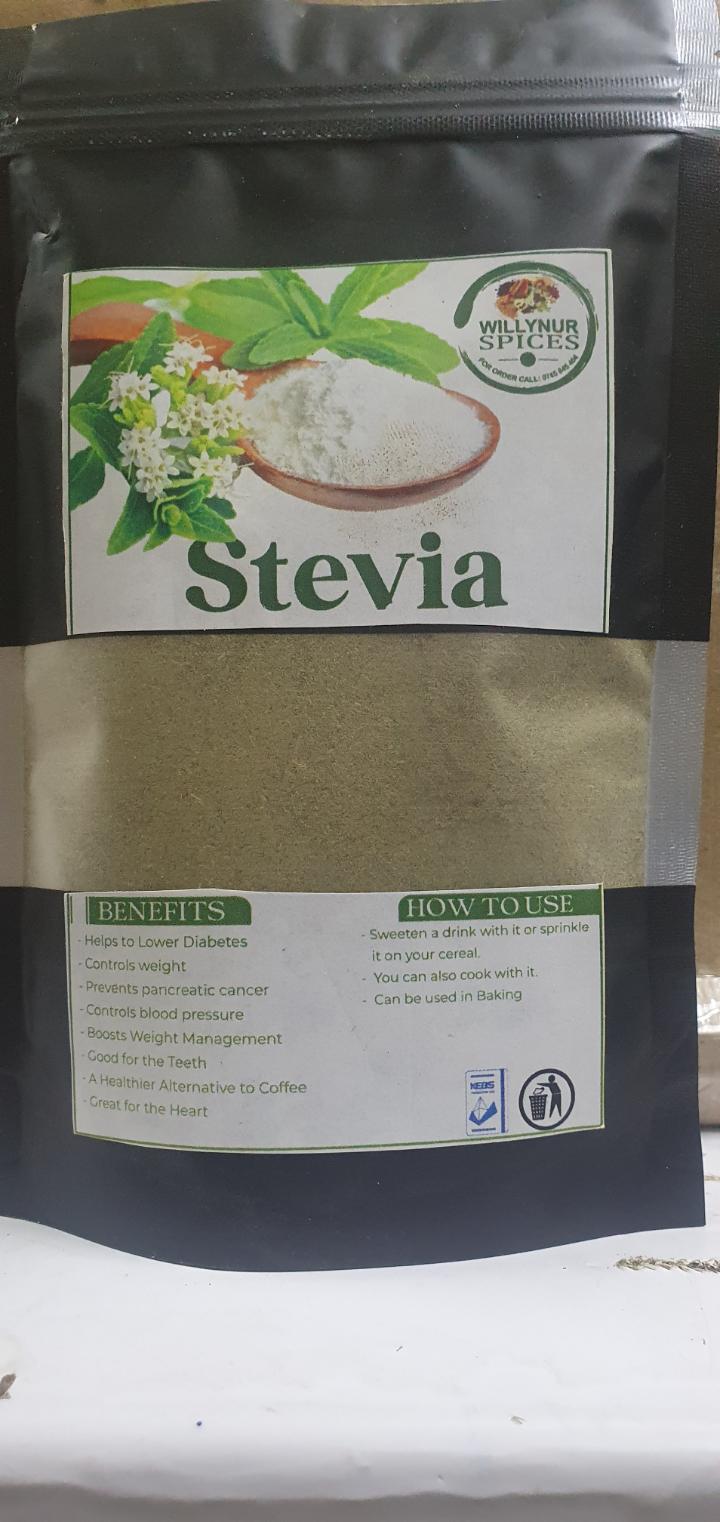 Stevia powder, a natural sweetener.offers numerous with  zero calories, zero carbs, and a low glycemic index. An alternative to sugar,  for those managing diabetes, weight, or seeking a sugar-free opt