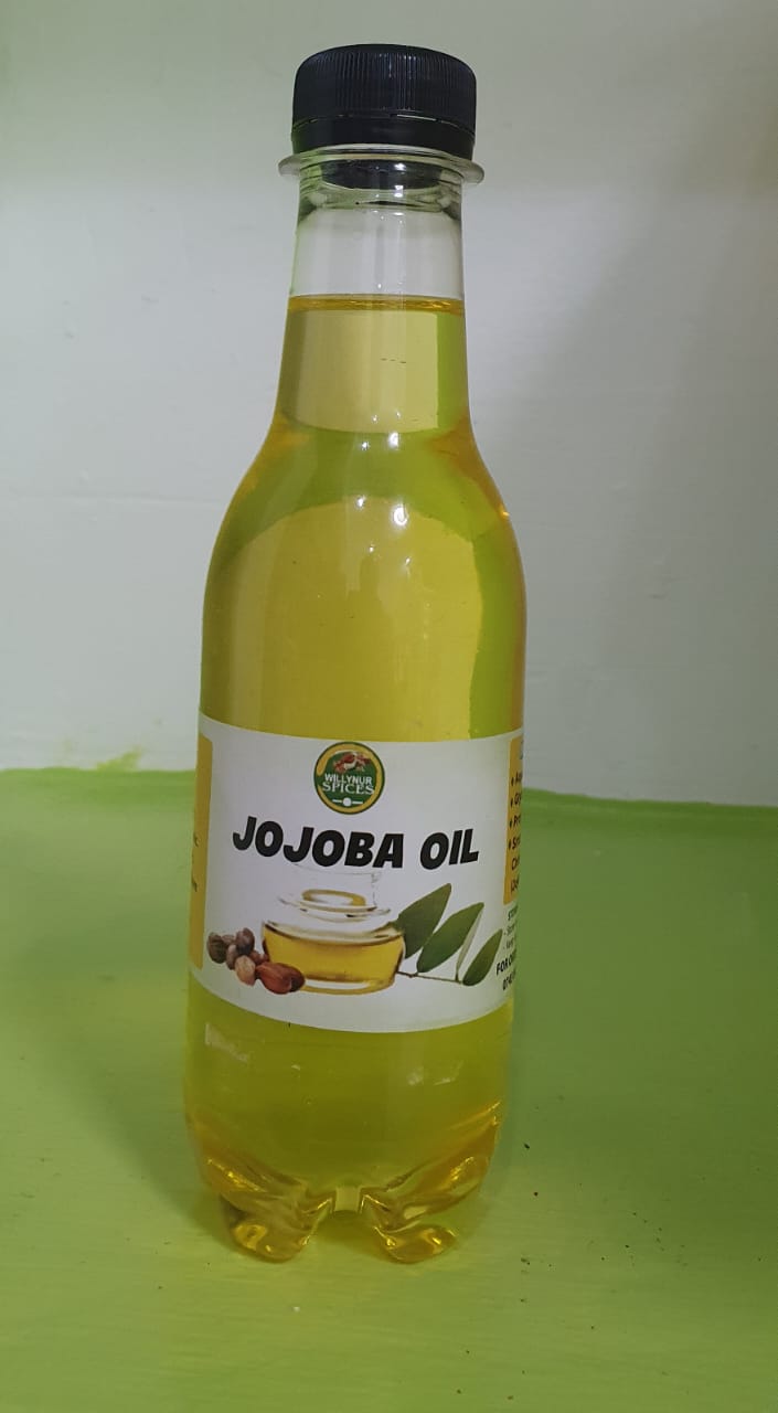 Discover our 100% Pure Organic Jojoba Oil, the ultimate skincare solution for all skin types. This non-comedogenic oil balances and hydrates, soothing acne while providing deep moisture.