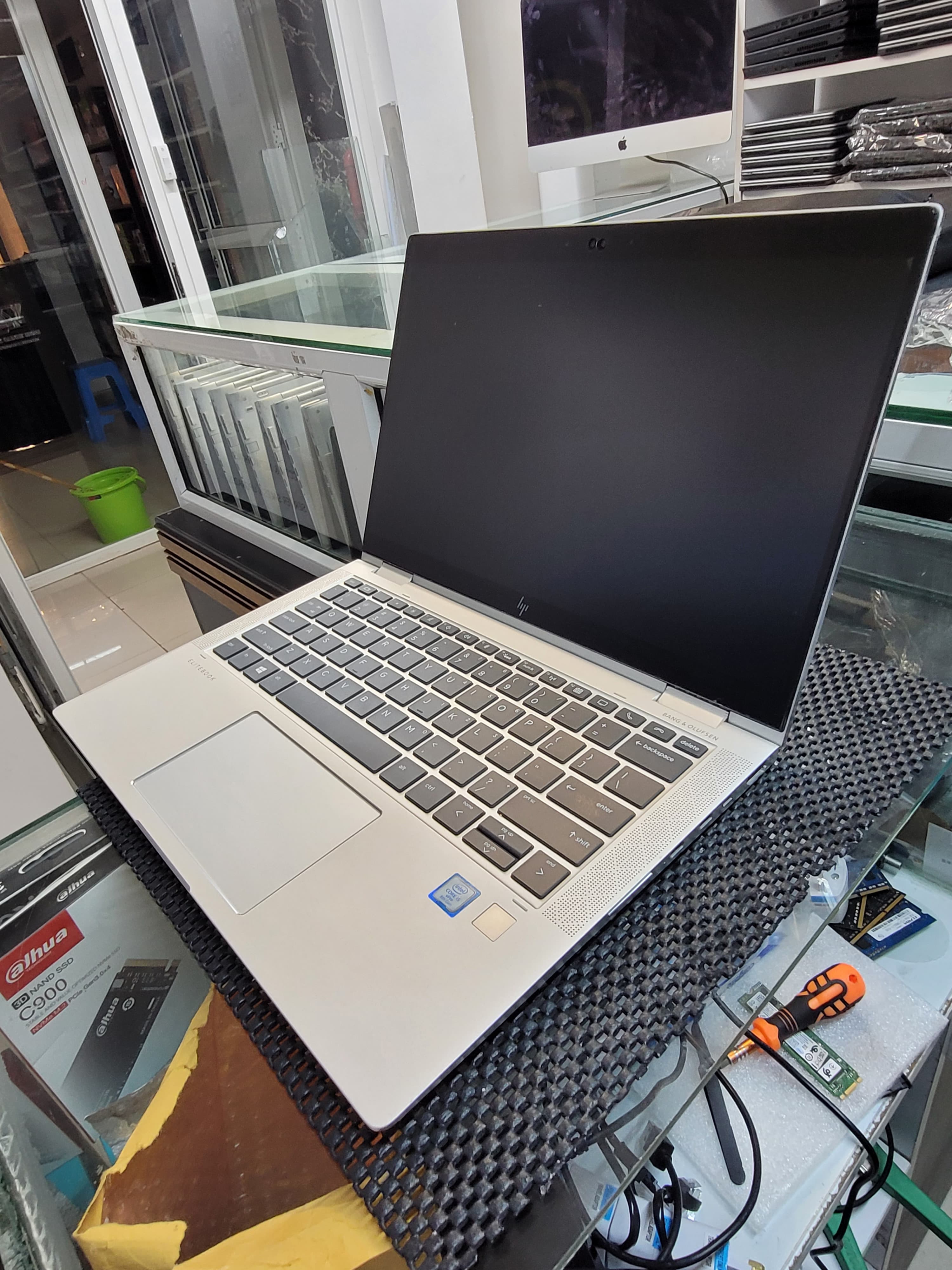 HP EliteBook x360 1030 G4 | Intel Core i5 8th Gen | 8GB RAM | 256GB SSD | 13.3” FHD Touchscreen | 2-in-1 Convertible Laptop | Windows 10 Pro | Premium Business Ultrabook.Processor: Intel Core i5-8265U