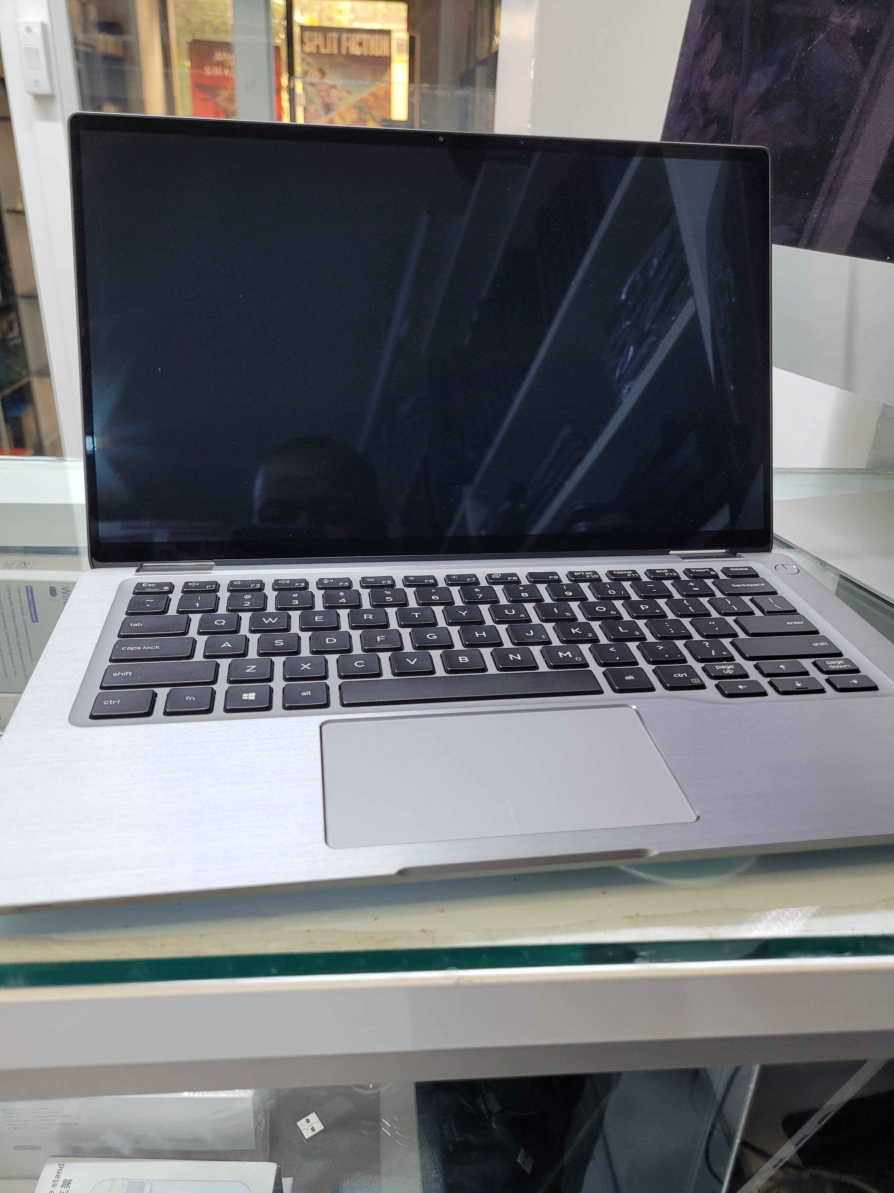 DELL LATITUDE 7400 2-IN-1: 8TH GEN INTEL CORE I5-8265U, 8GB DDR4, 256GB NVME SSD, 14” FHD TOUCHSCREEN, WI-FI 6, THUNDERBOLT 3, 1.36KG, MIL-STD-810G DURABLE, X360 CONVERTIBLE, PERFECT FOR WORK & TRAVEL