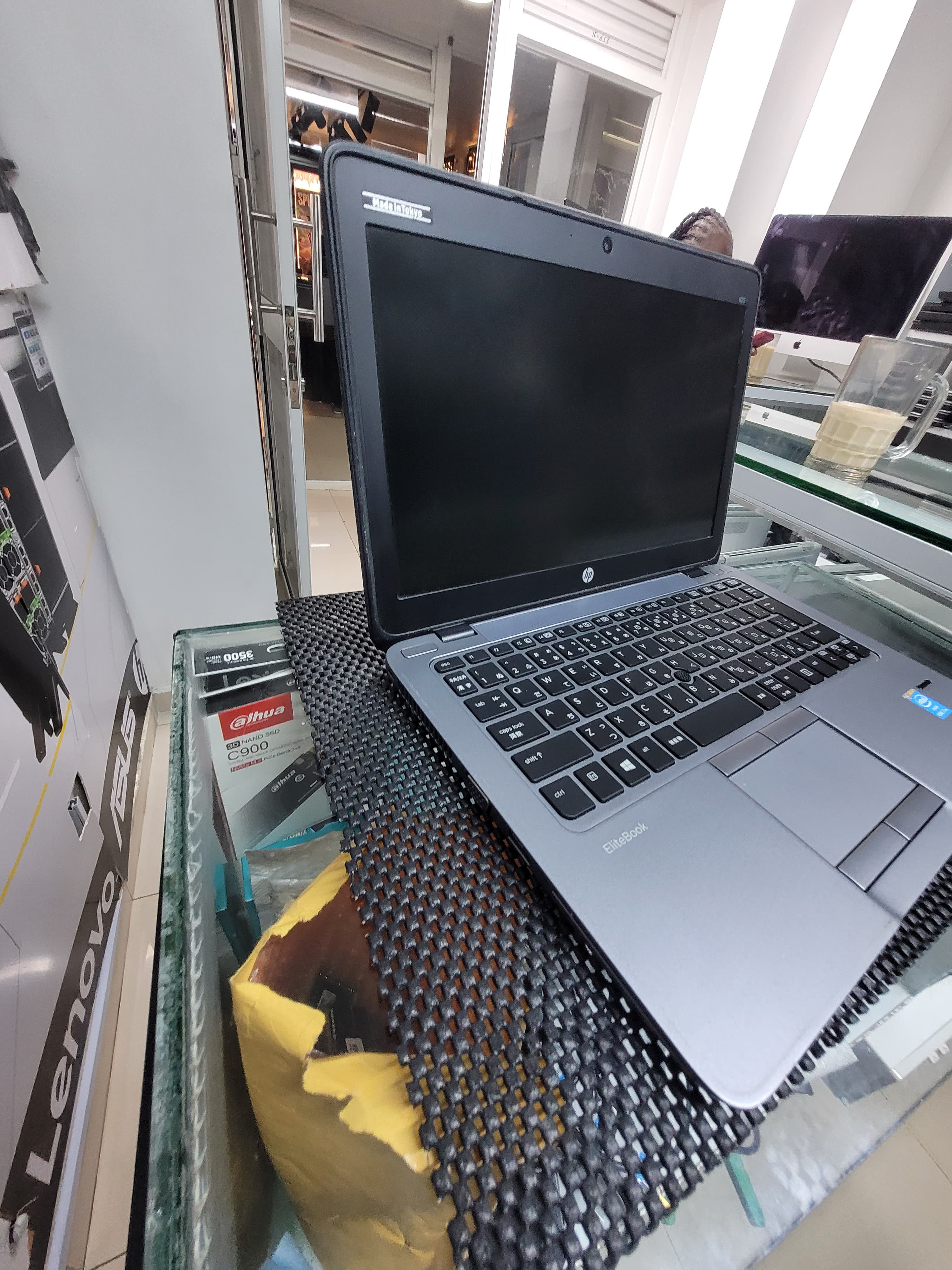 HP ELITEBOOK 820 G2: 5TH GEN INTEL CORE I7-5500U, 8GB DDR3, 500GB HDD, 12.5” HD, WI-FI 5, BLUETOOTH 4.0, USB 3.0, DISPLAYPORT, 1.34KG, MIL-STD-810G DURABLE – PORTABLE POWER FOR WORK!