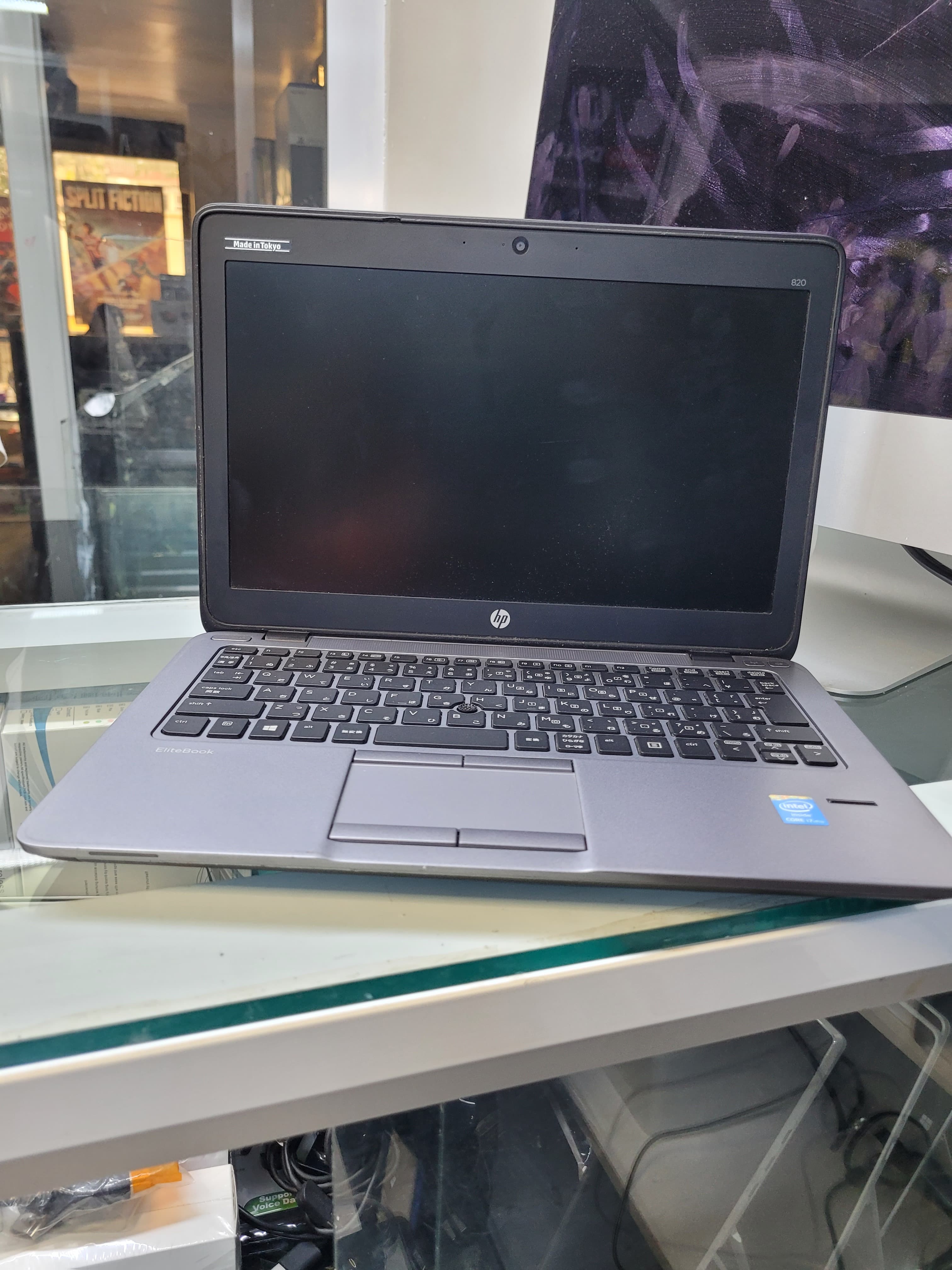 HP ELITEBOOK 820 G2: 5TH GEN INTEL CORE I7-5500U, 8GB DDR3, 500GB HDD, 12.5” HD, WI-FI 5, BLUETOOTH 4.0, USB 3.0, DISPLAYPORT, 1.34KG, MIL-STD-810G DURABLE – PORTABLE POWER FOR WORK!