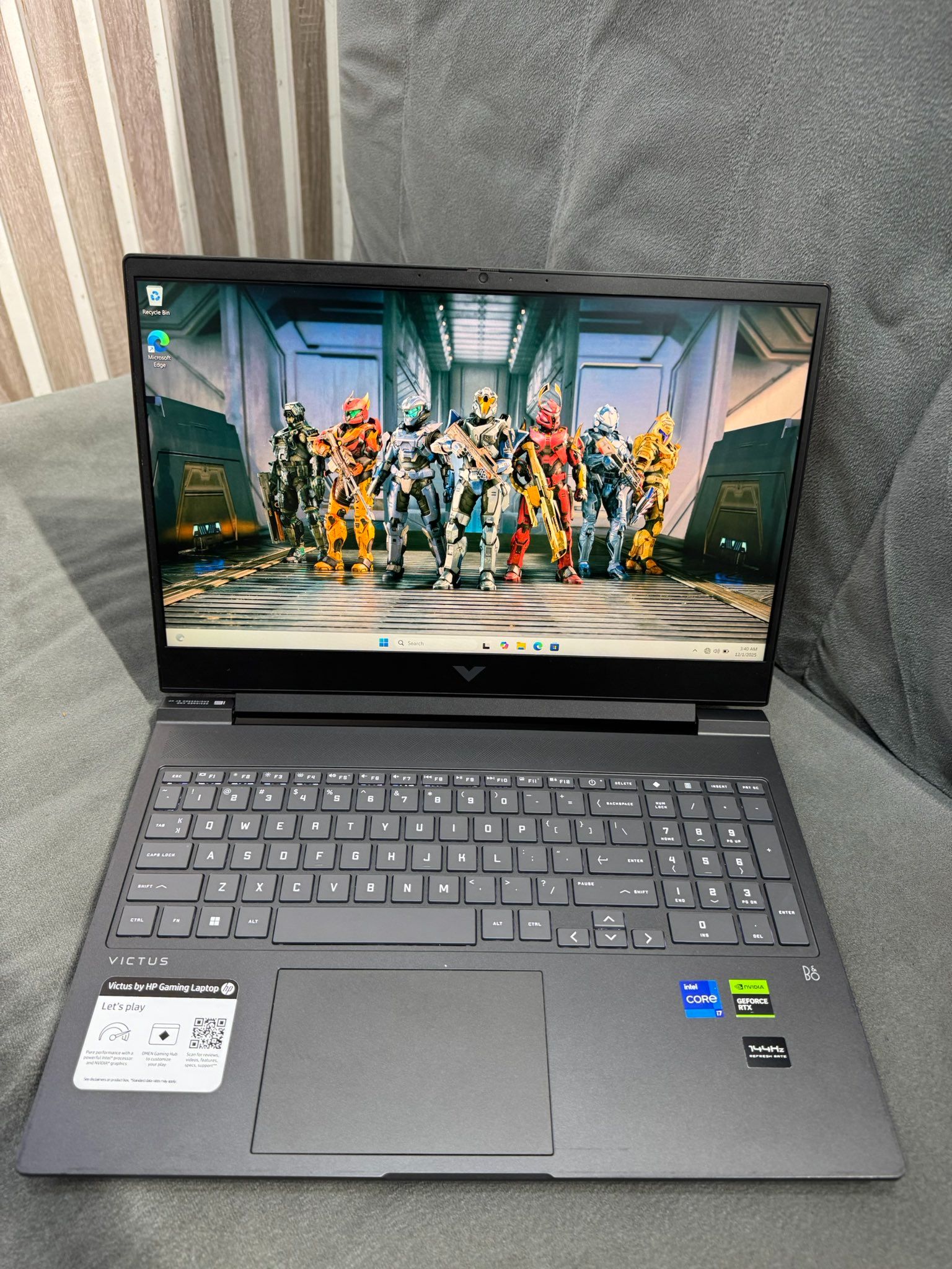 HP VICTUS GAMING 16: Intel Core i7-13700H (14 cores, 2.4GHz base), 16GB RAM, 1TB SSD, RTX 4050 6GB. 16.1" FHD IPS (16:9) screen, 2320g, 37x26x2cm. Ports: USB-C (DP/PD), 3xUSB-A, HDMI 2.1, RJ-45, audio