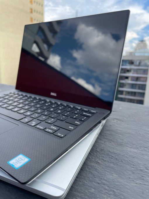 PREMIUM DELL XPS 13 9360 WITH 8TH GEN INTEL CORE I5-8250U QUAD-CORE POWER, 13.3" INFINITYEDGE DISPLAY, ULTRA-SLIM ALUMINUM BUILD, FAST SSD, 8GB RAM, EPIC BATTERY LIFE & STUNNING BEZEL-LESS DESIGN