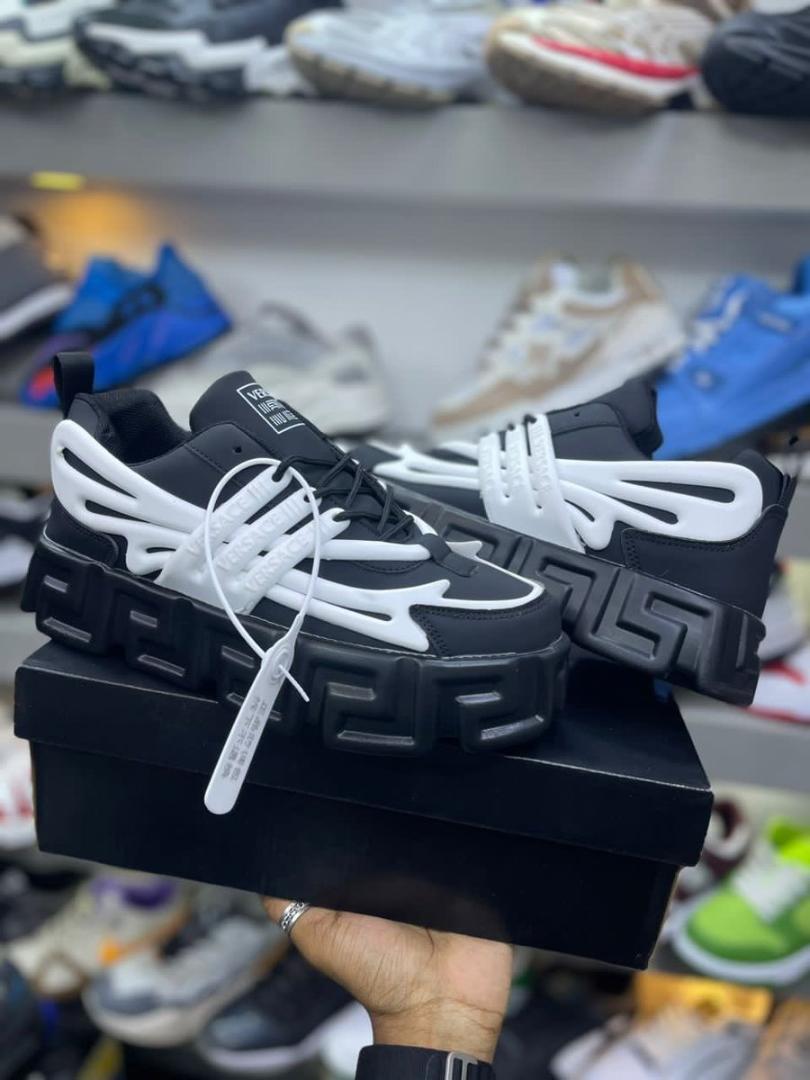 original versace latest sneaker black/white