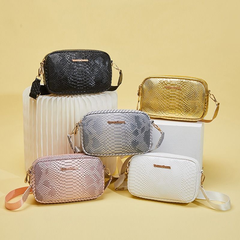 Snake pattern camera bag 2025ladies bag cross-border VR women's bag wholesale versatile mobile phone bag crossbody small square bag
