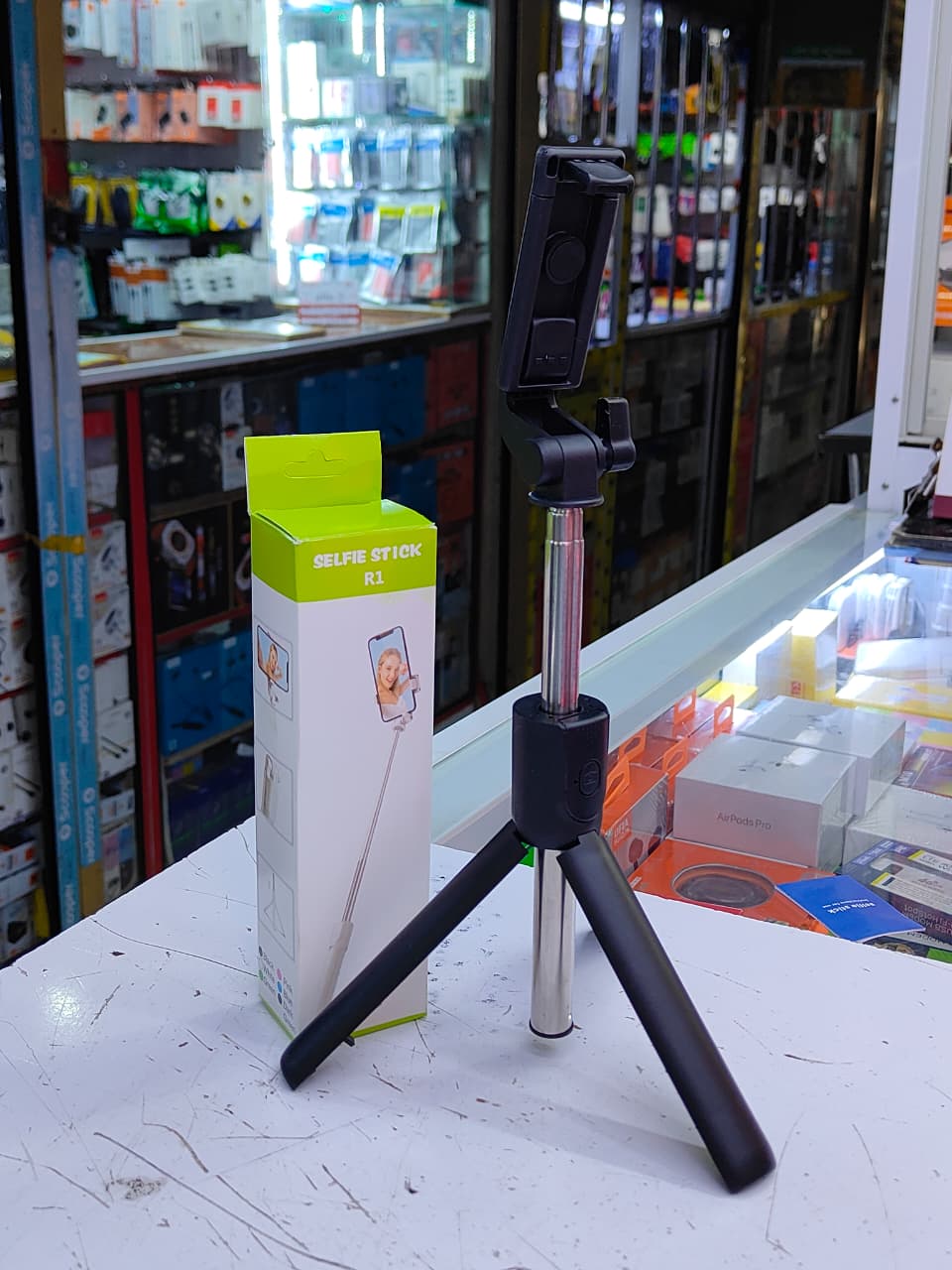 Integrated Monopod Tripod for Phone Portable be Folded Mini Selfie Stick