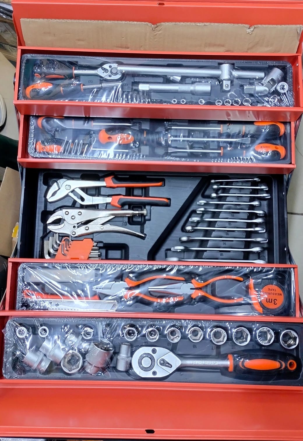 85 pcs maintenance mechanic repair tool set household set auto repair tool set socket wrench set tool box